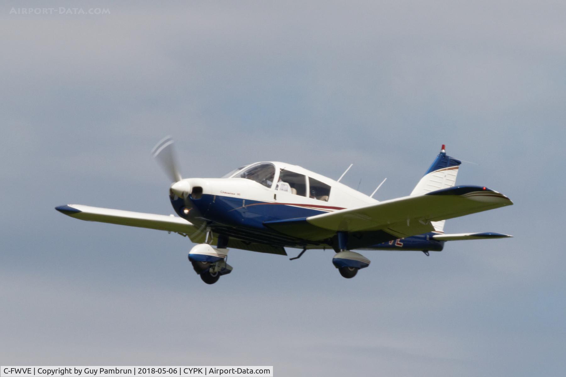 C-FWVE, 1964 Piper PA-28-180 C/N 28-1691, Landing