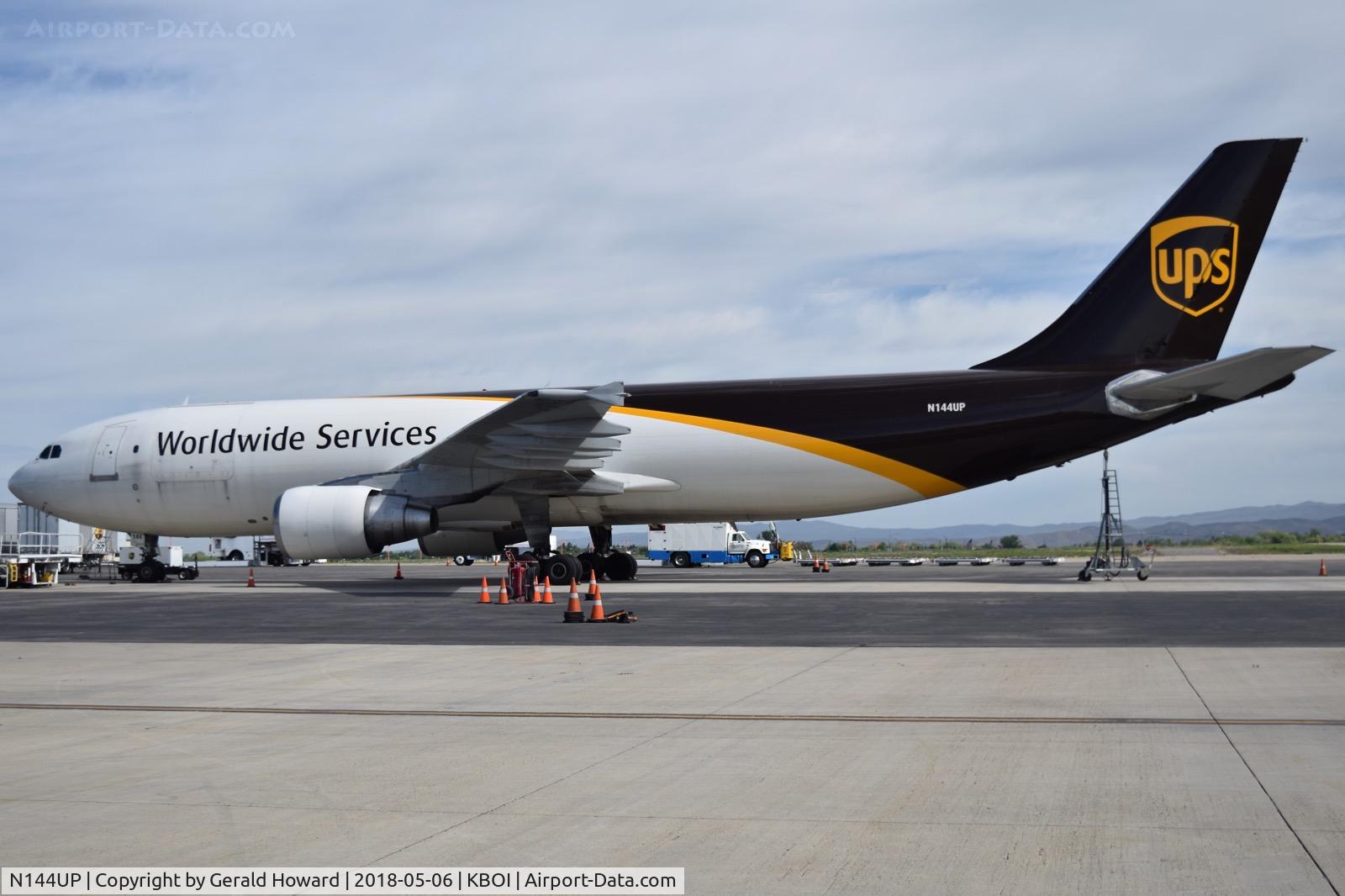 N144UP, 2002 Airbus A300F4-622R C/N 827, Parked on the UPS ramp.