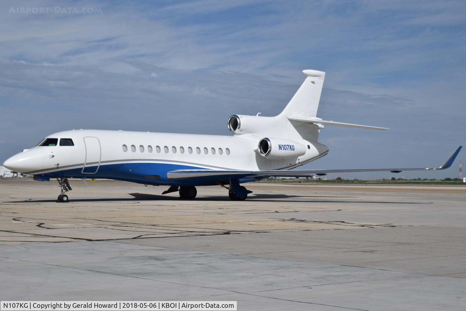 N107KG, 2011 Dassault Falcon 7X C/N 107, Parked on the sough GA ramp.