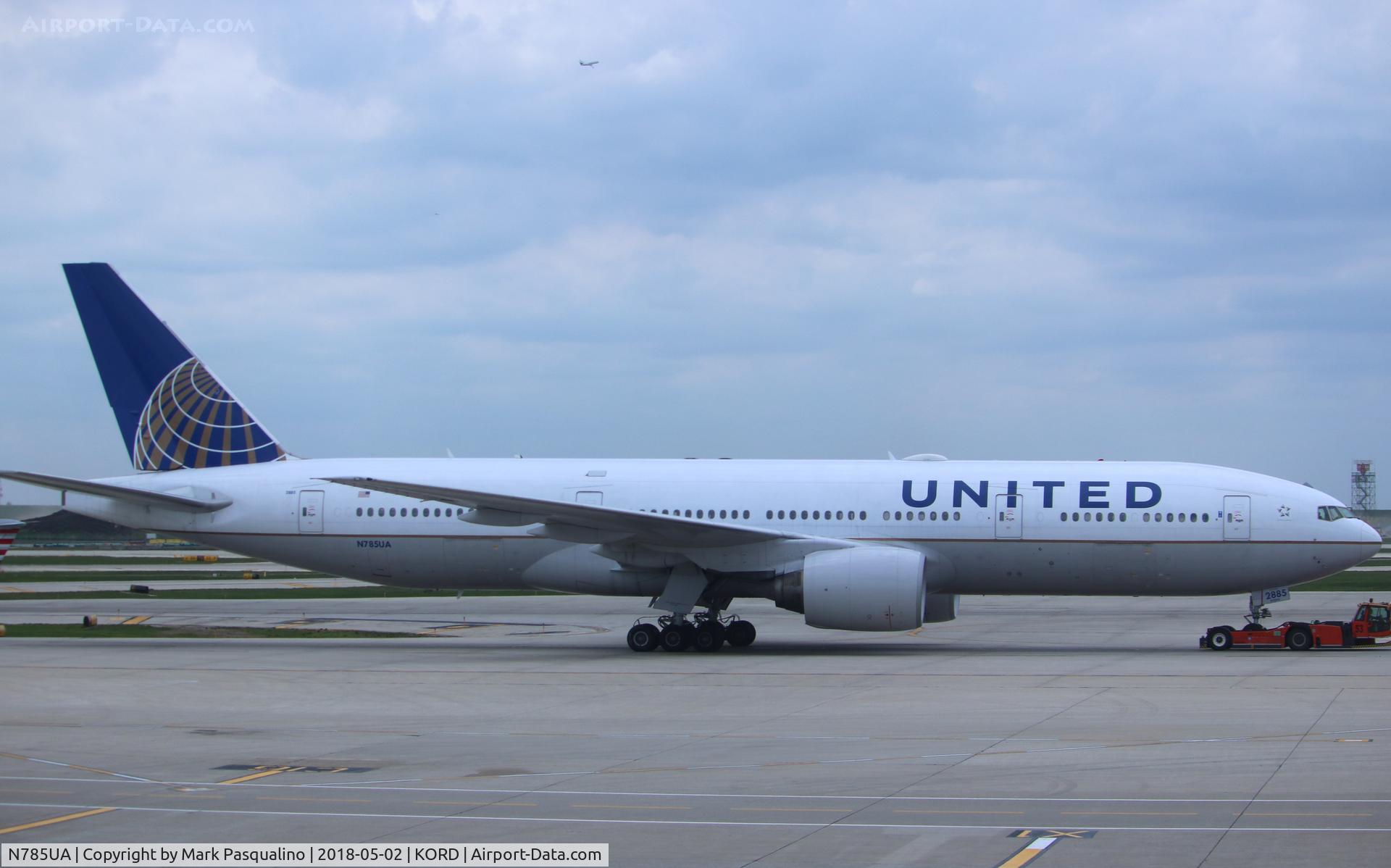 N785UA, 1997 Boeing 777-222 C/N 26954, Boeing 777-200LR