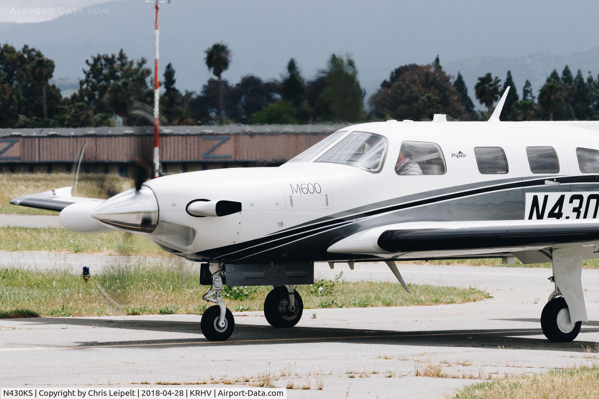 N430KS, 2016 Piper PA-46-600TP (M600) C/N 4698021, Brand new 2016 Piper M600 taxing in at Reid Hillview Airport, San Jose, CA.