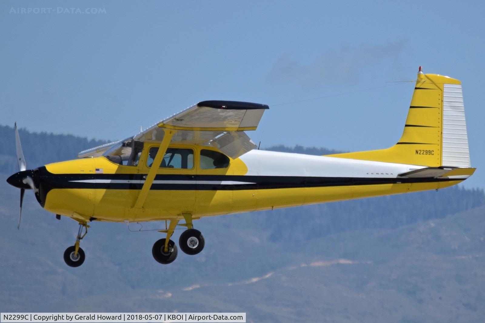 N2299C, 1959 Cessna 182B Skylane C/N 52334, Landing RWY 28L.