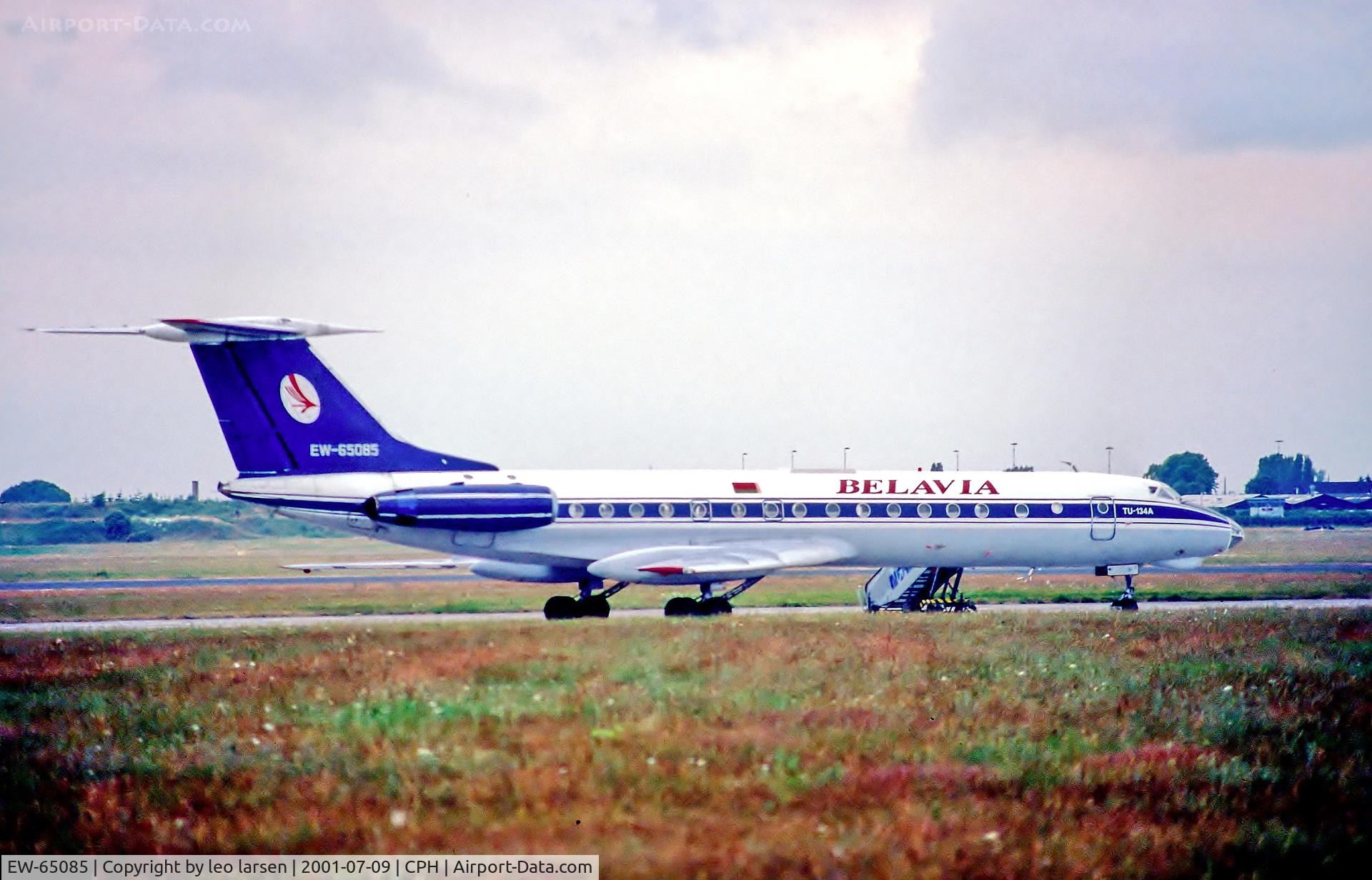 EW-65085, 1977 Tupolev Tu-134A C/N 60123, Copenhagen 9.7.2001