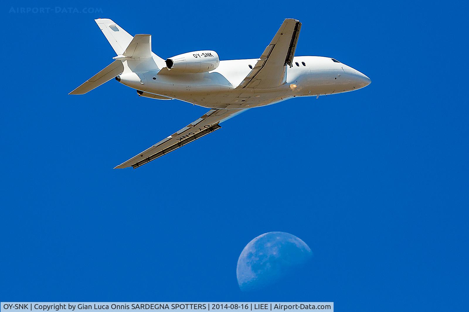 OY-SNK, 2005 Dassault Falcon 2000LX C/N 223, TAKE OFF 32L