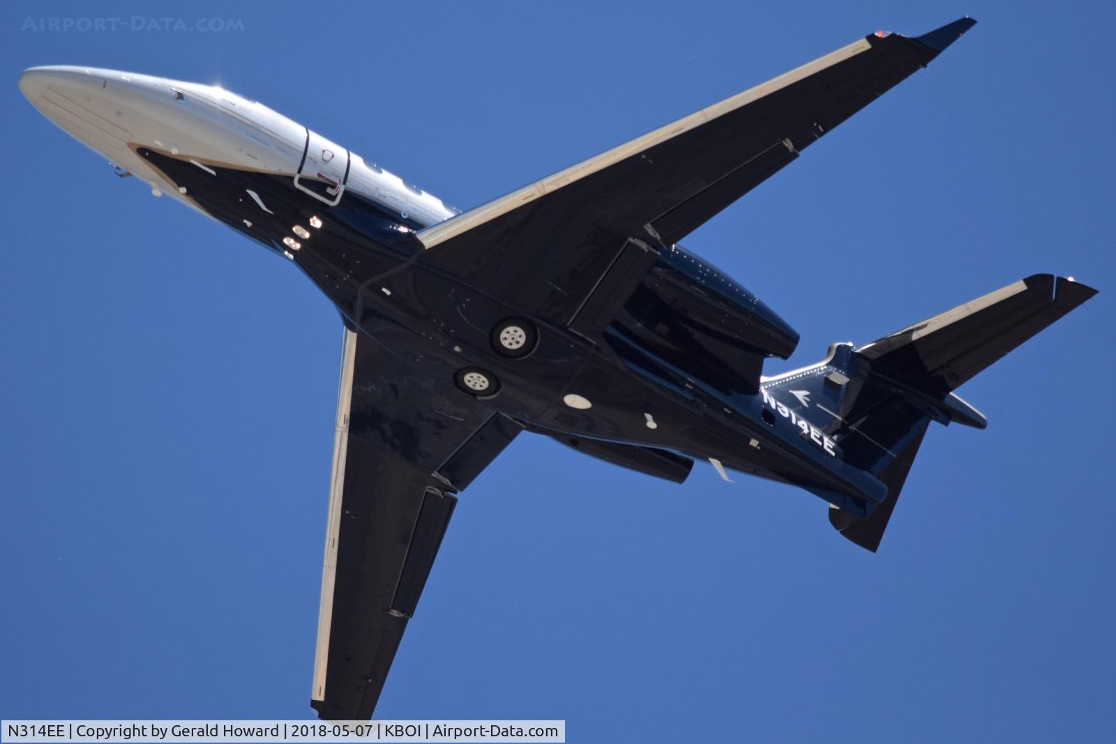 N314EE, 2018 Embraer EMB-505 Phenom 300 C/N 50500414, Departing BOI.