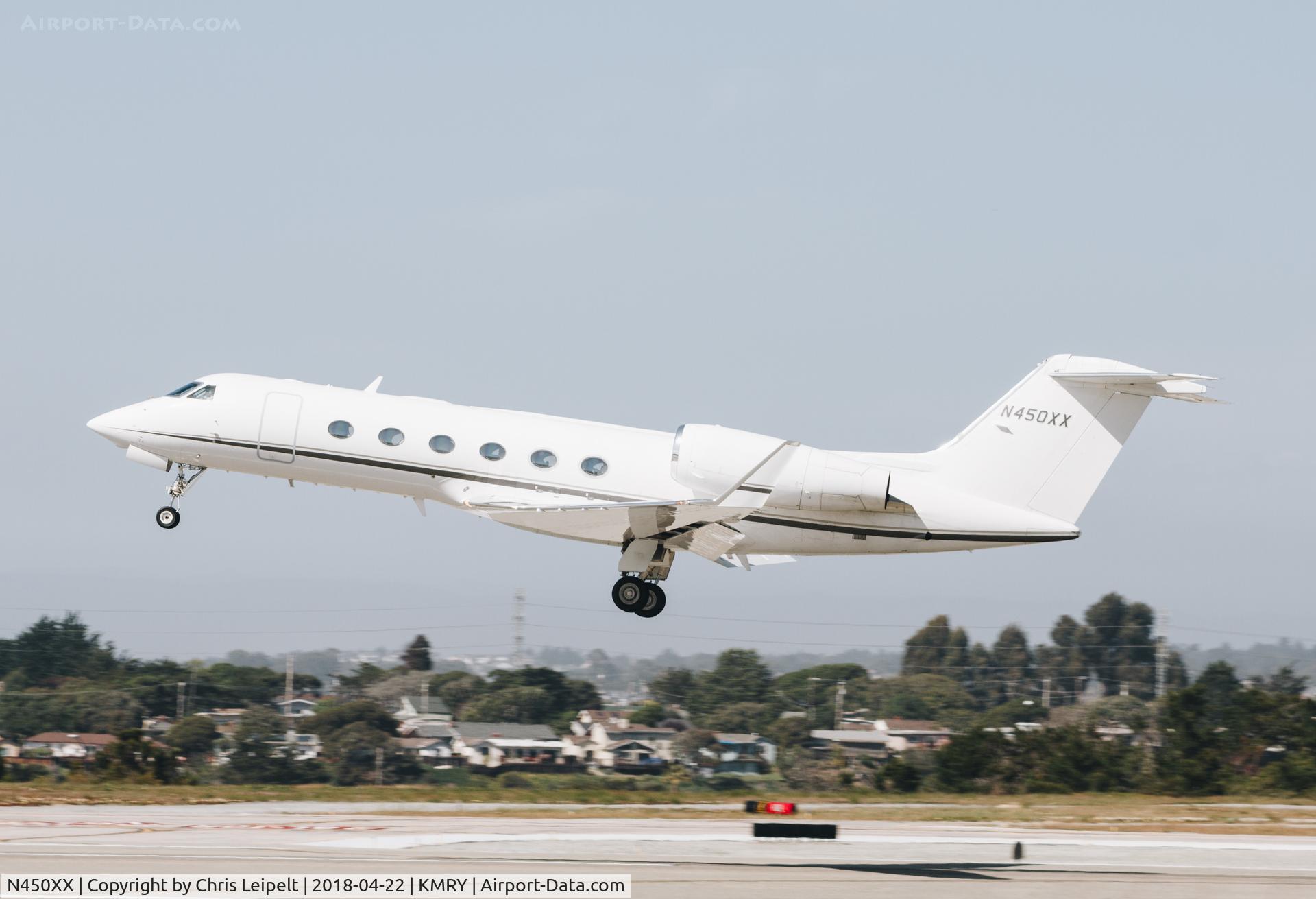 N450XX, 2006 Gulfstream Aerospace GIV-X (G450) C/N 4062, 2006 G450 departing at Monterey Regional Airport.