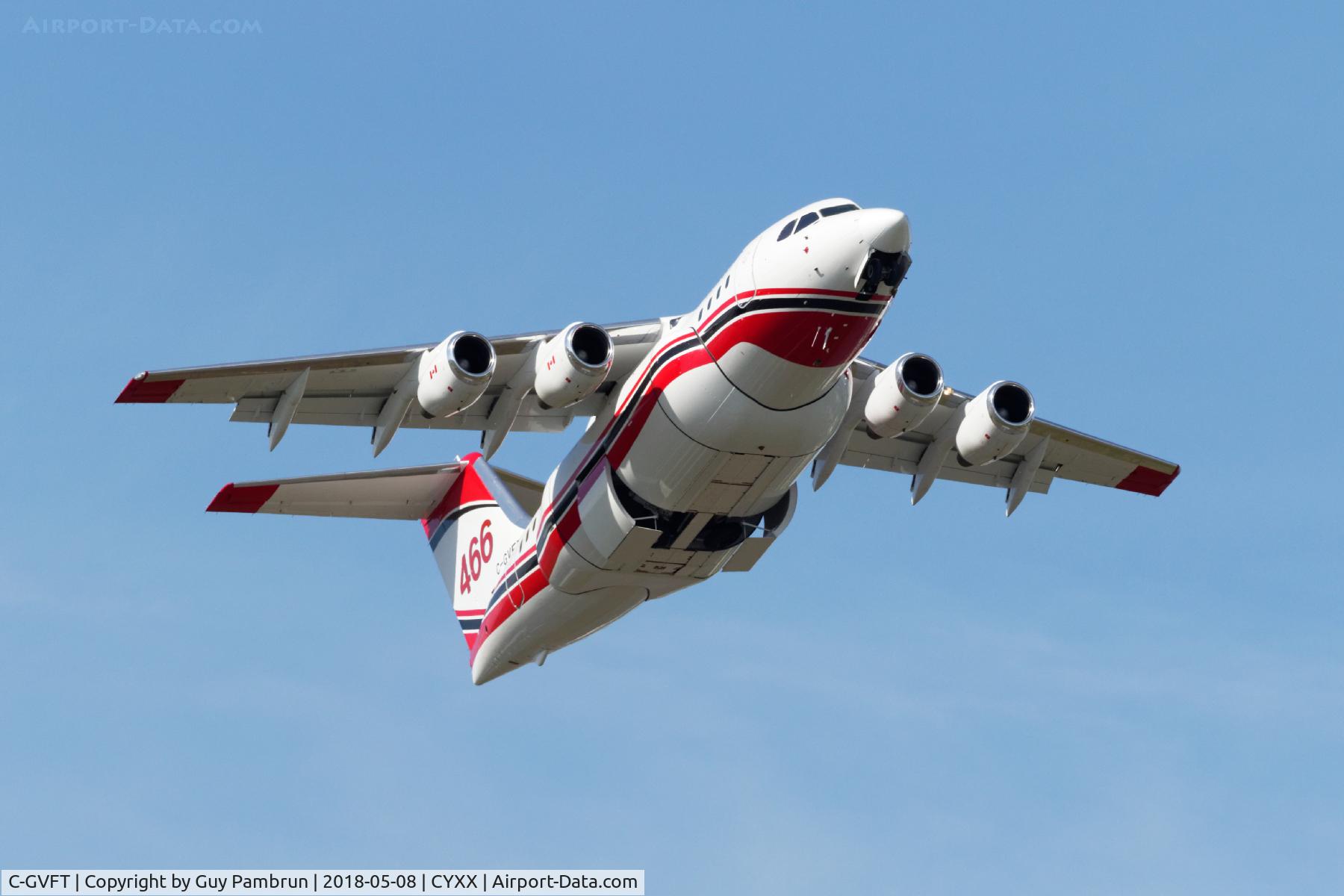 C-GVFT, 1994 British Aerospace Avro 146-RJ85 C/N E.2253, Departing