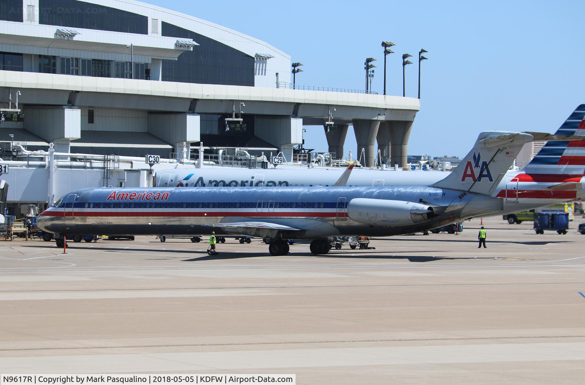 N9617R, 1997 McDonnell Douglas MD-83 (DC-9-83) C/N 53564, MD-83