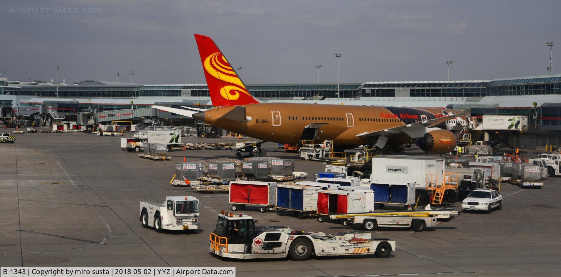 B-1343, 2017 Boeing 787-9 Dreamliner Dreamliner C/N 62724 / 648, Hainan Airlines Boeing 787-9 at Toronto Pearson International Airport, Canada