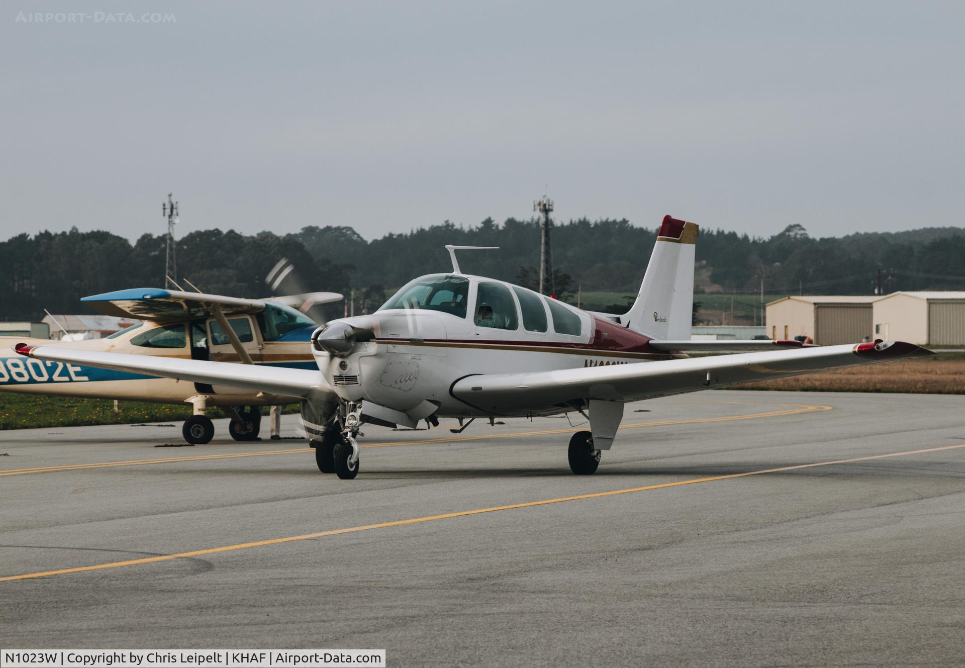 N1023W, 1973 Beech F33A Bonanza C/N CE-421, 1973 Beechcraft F33A Bonanza visiting at Half Moon Bay Airport, CA.