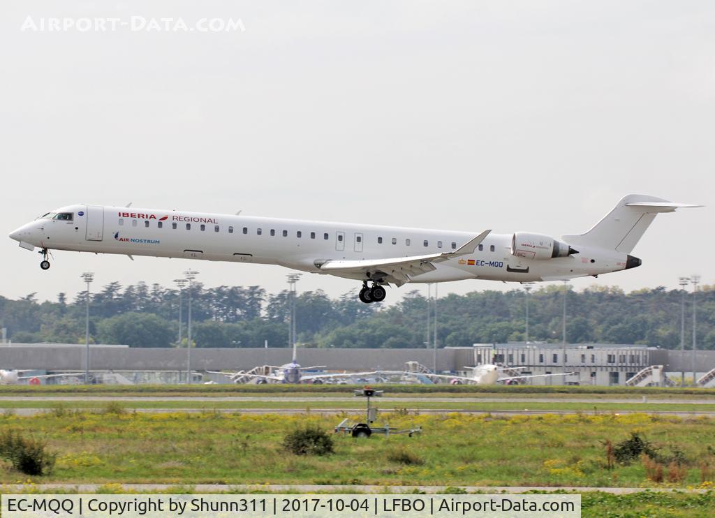 EC-MQQ, 2017 Bombardier CRJ-1000 (CL-600-2E25) C/N 19055, Landing rwy 14L