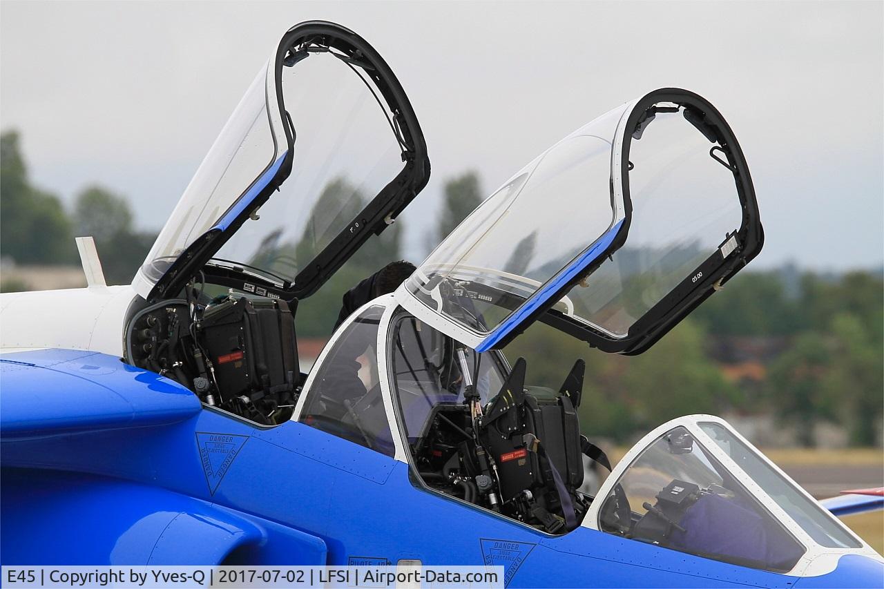 E45, Dassault-Dornier Alpha Jet E C/N E45, Dassault-Dornier Alpha Jet E (F-TETF), Cockpit close up view, St Dizier-Robinson Air Base 113 (LFSI) Open day 2017