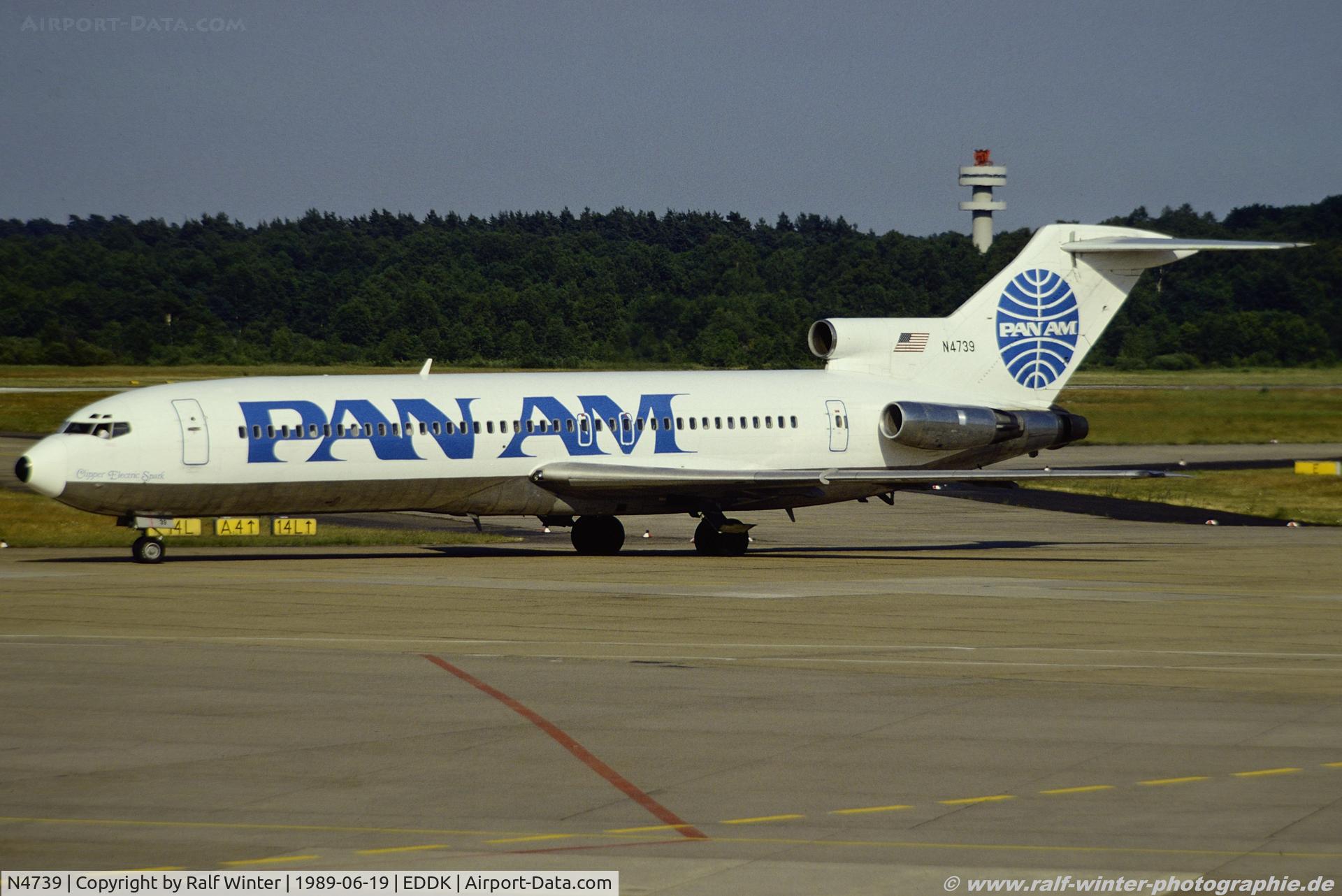 N4739, 1968 Boeing 727-235 C/N 19459, Boeing 727-235 - PA PAA PAN AM 'Clipper Eletric  Spark' - 19459 - N4739 - 19.06.1989 - CGN