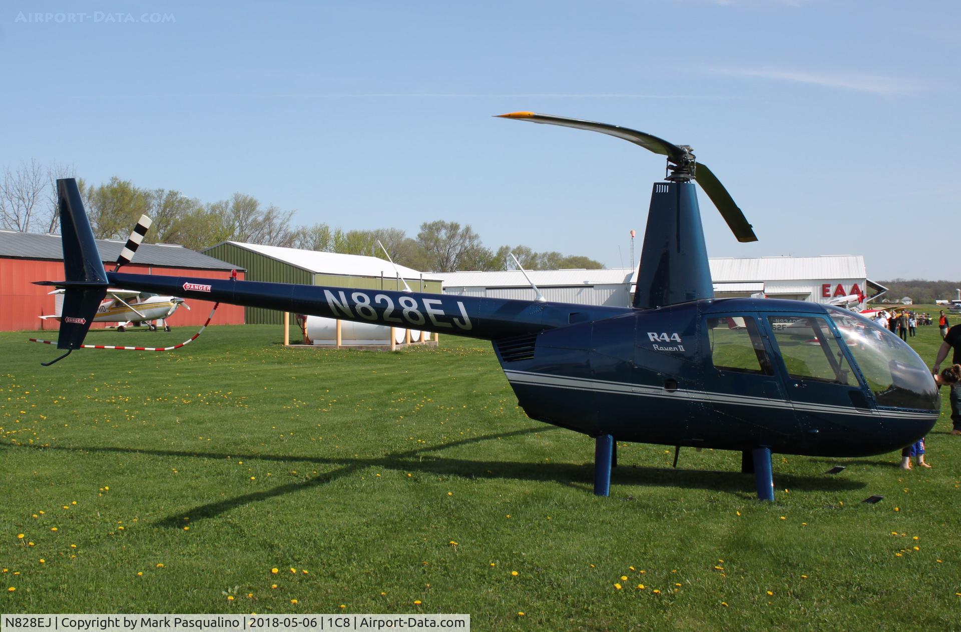 N828EJ, 2004 Robinson R44 II C/N 10457, Robinson R44 II