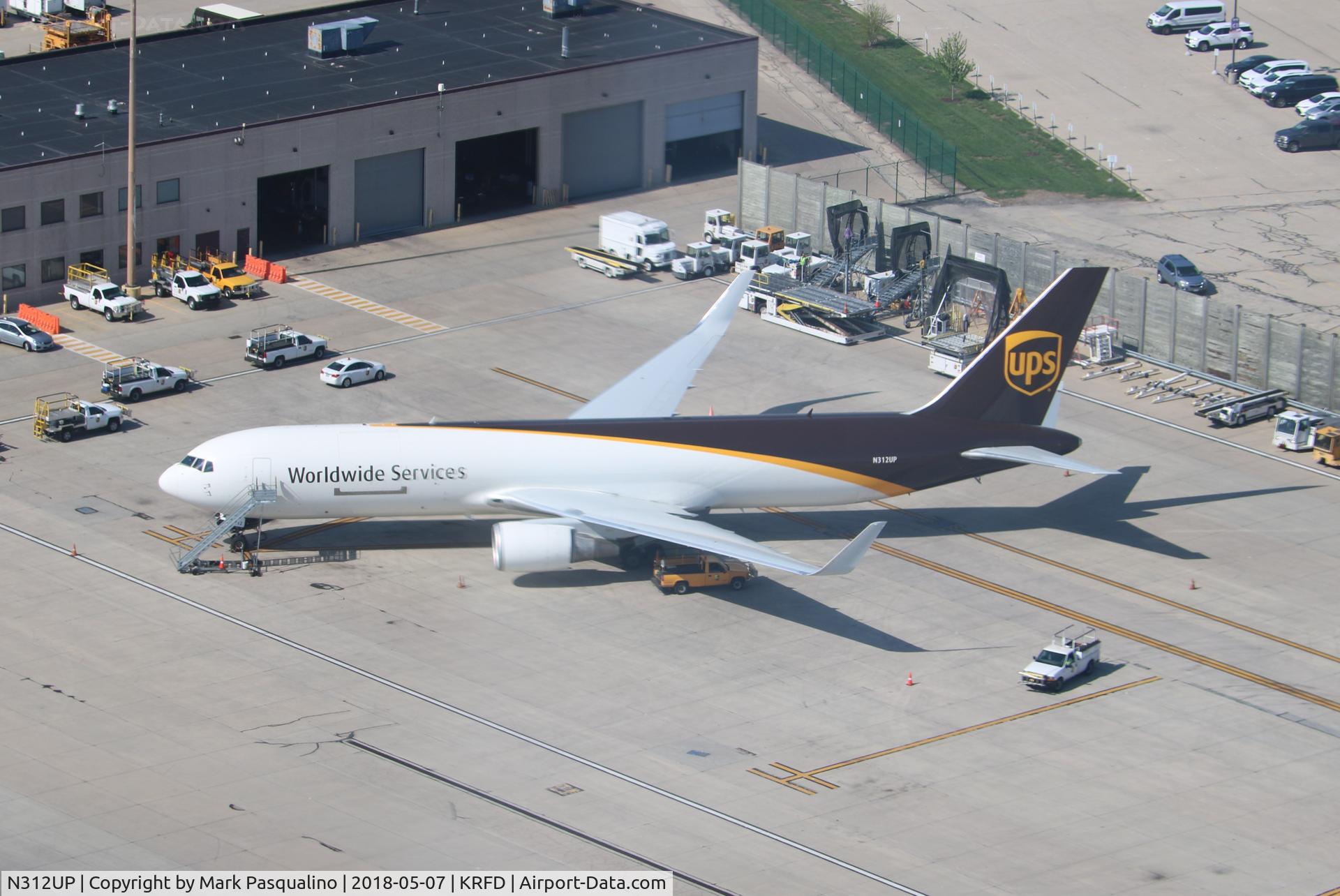 N312UP, 1996 Boeing 767-34AF C/N 27763, Boeing 767-34AF