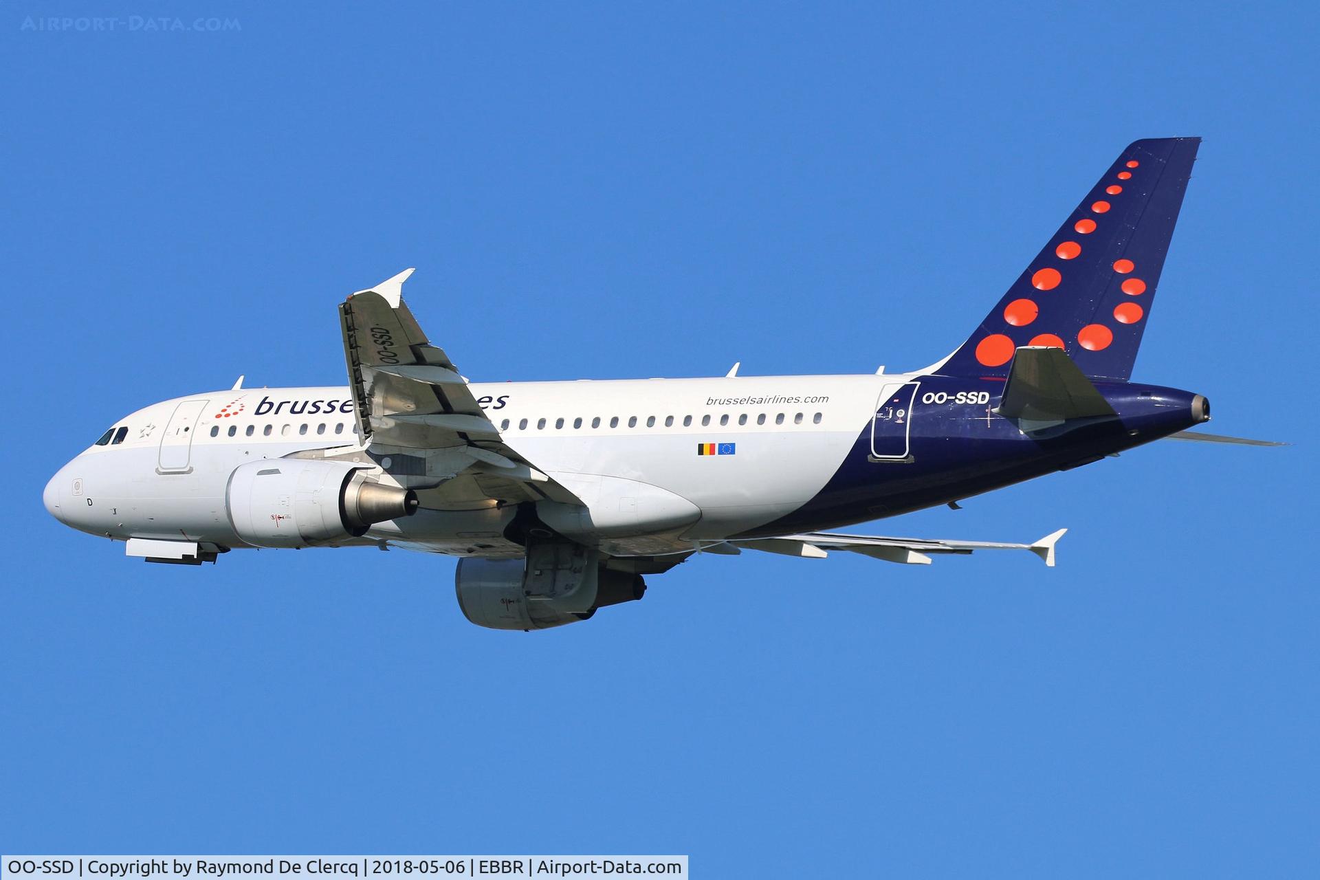 OO-SSD, 1999 Airbus A319-112 C/N 1102, Departing Brussels.