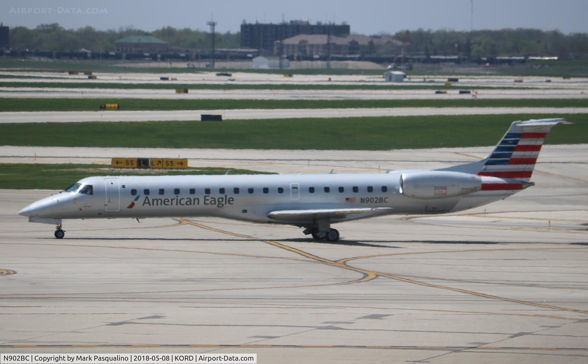 N902BC, 2005 Embraer ERJ-145LR (EMB-145LR) C/N 14500887, EMB-145LR