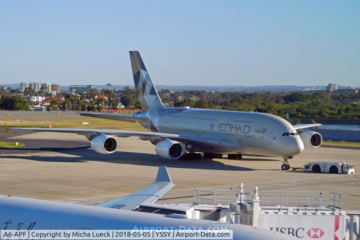 A6-APF, 2015 Airbus A380-861 C/N 195, At Mascot