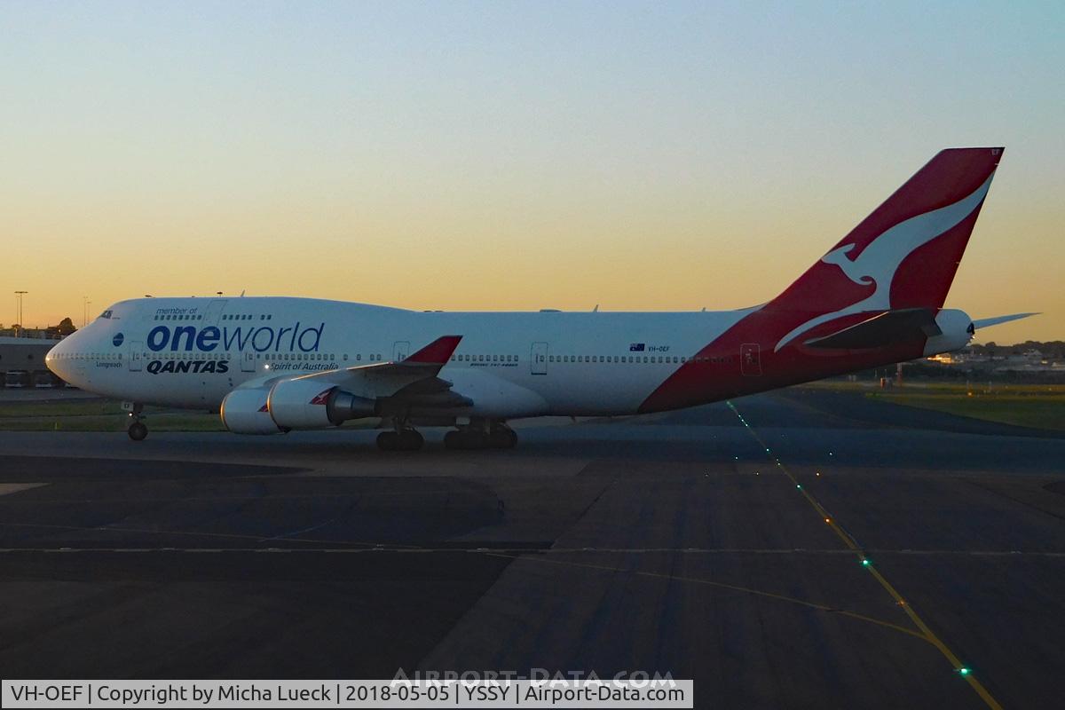 VH-OEF, 2002 Boeing 747-438/ER C/N 32910, At Mascot