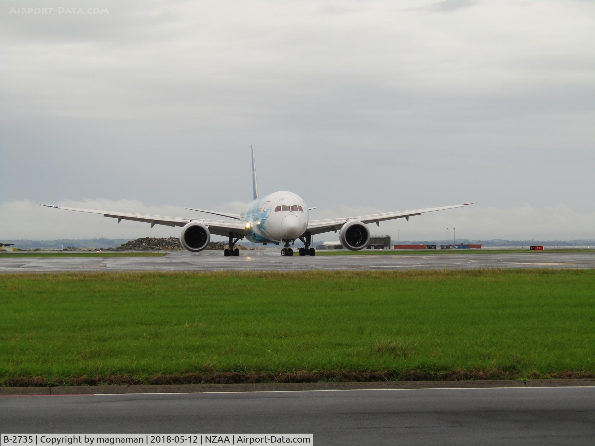 B-2735, 2013 Boeing 787-8 Dreamliner C/N 34928, taxying in