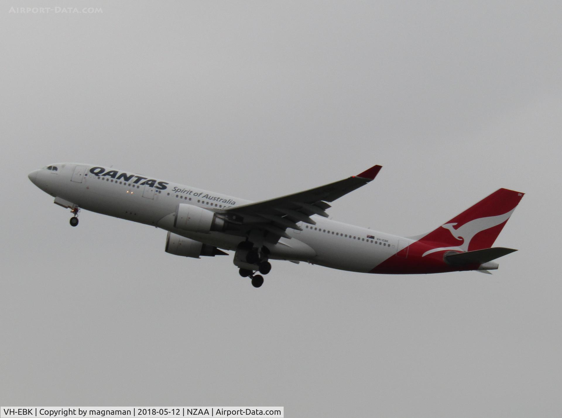 VH-EBK, 2008 Airbus A330-202 C/N 945, leaving for Oz