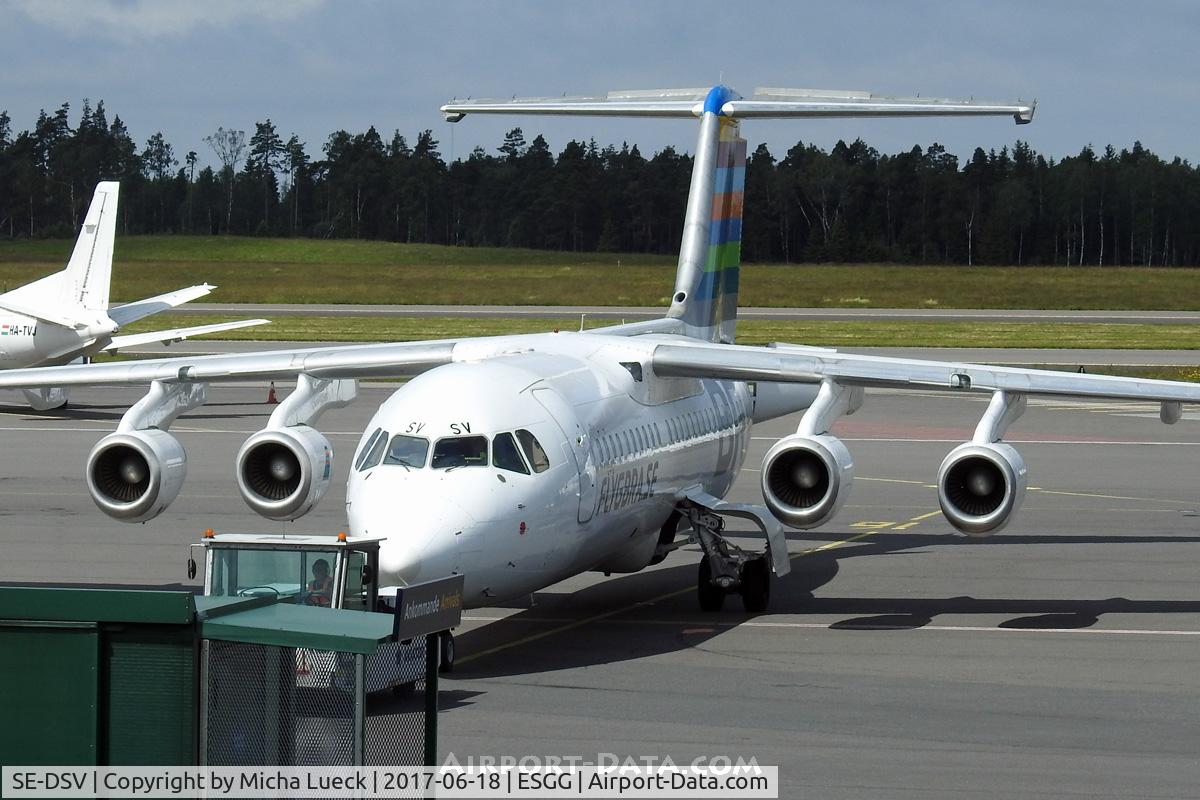 SE-DSV, 1994 British Aerospace Avro 146-RJ100A C/N E3250, At Landvetter