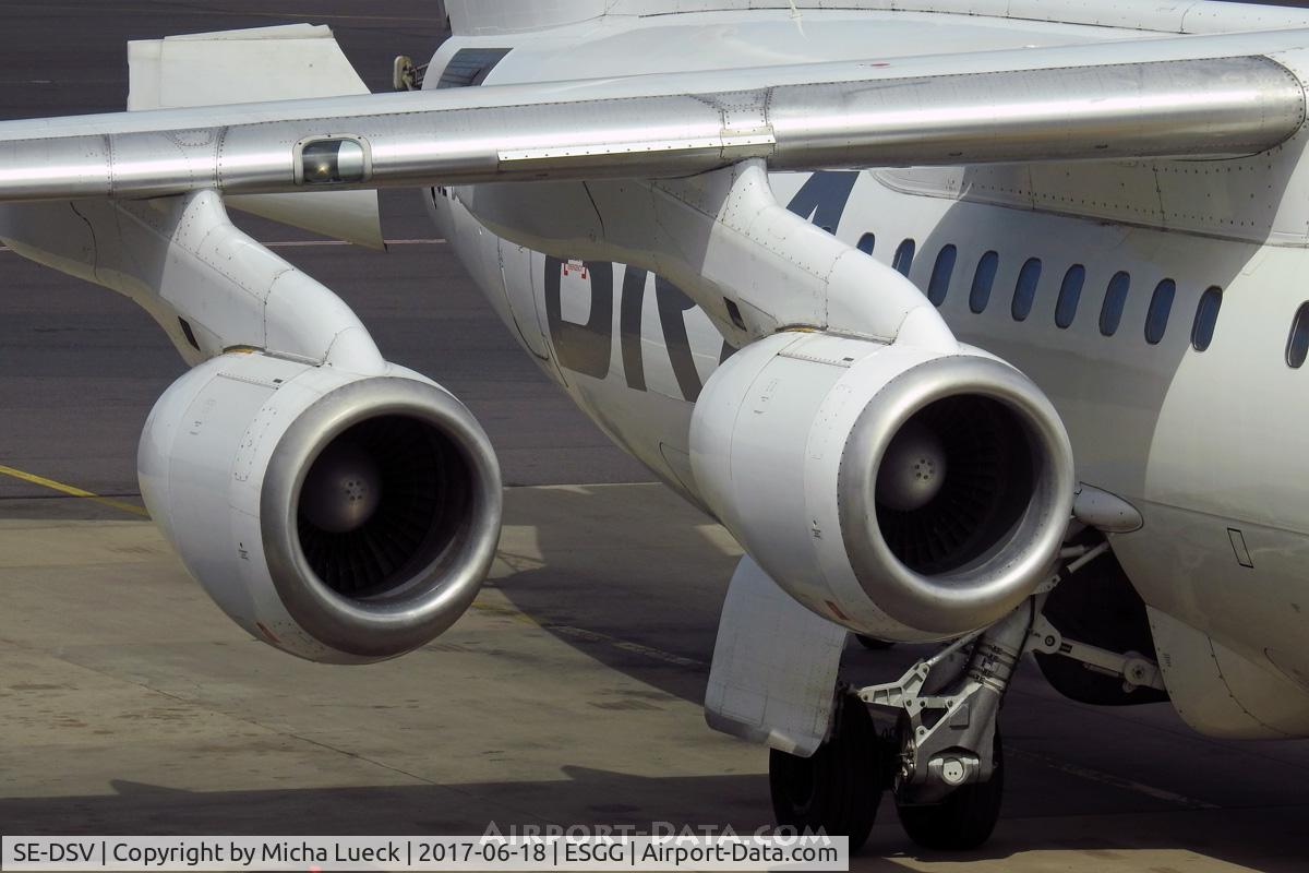SE-DSV, 1994 British Aerospace Avro 146-RJ100A C/N E3250, At Landvetter