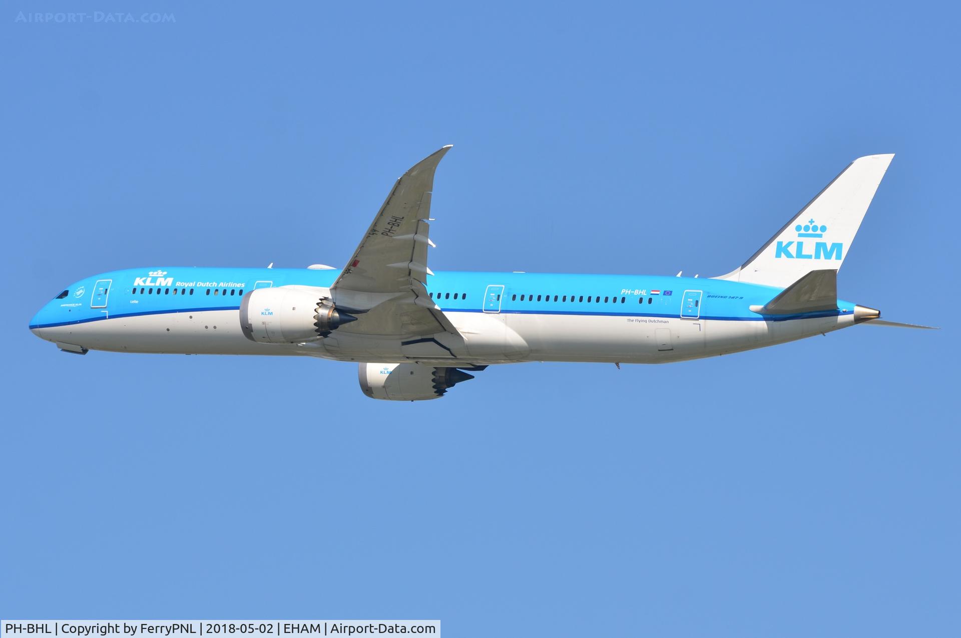 PH-BHL, 2017 Boeing 787-9 Dreamliner C/N 38775, KLM B789 departing
