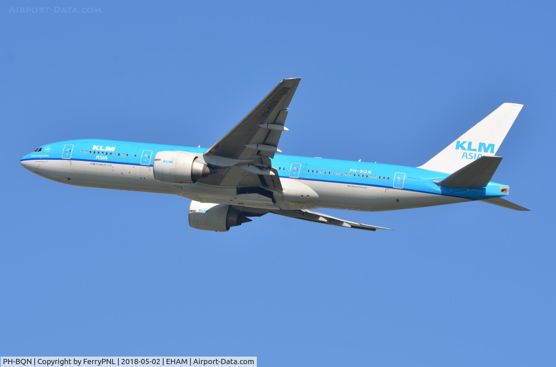 PH-BQN, 2006 Boeing 777-206/ER C/N 32720, KLM B772 taking-off.