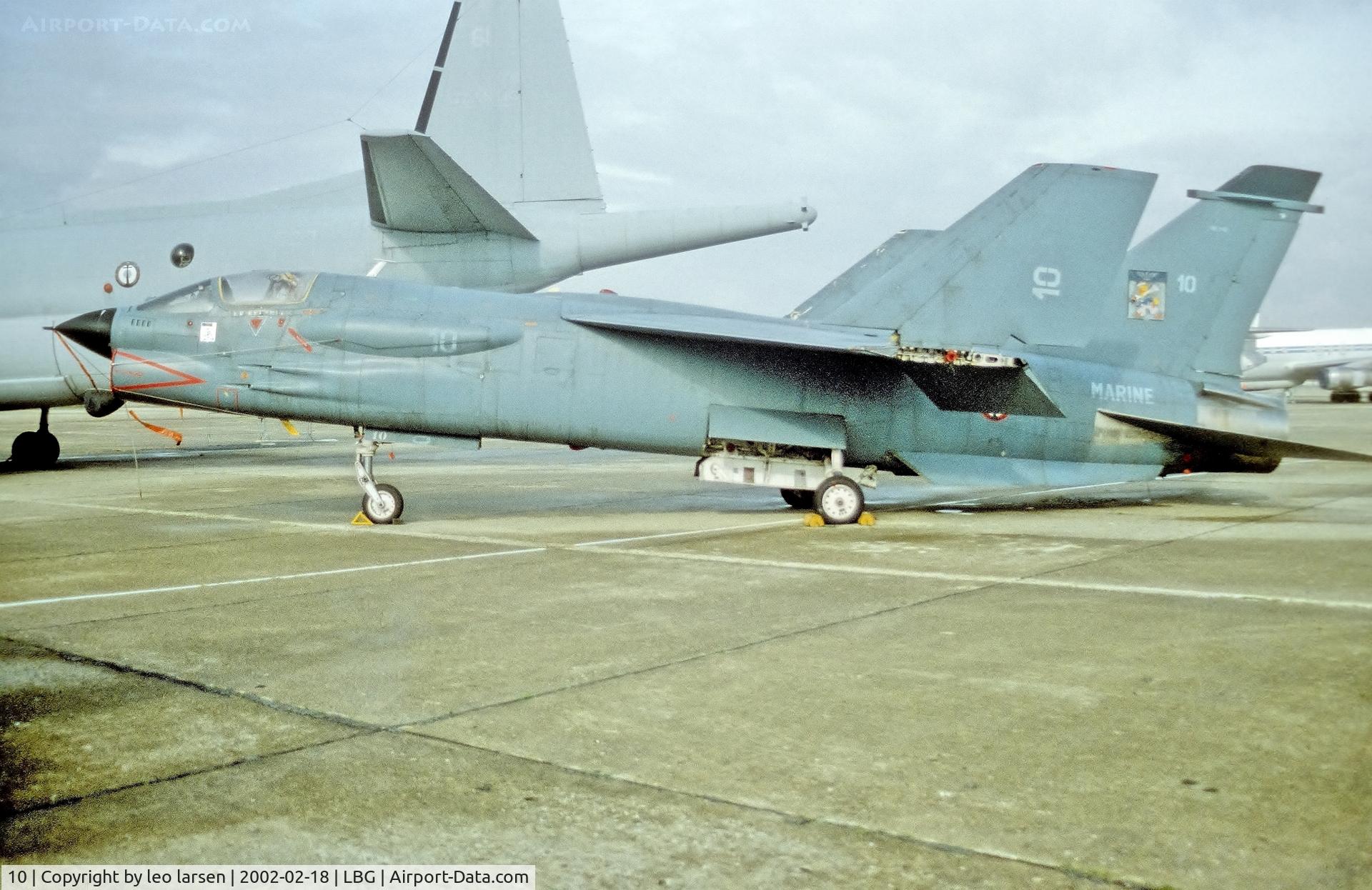10, Vought F-8E(FN) Crusader C/N 1227, Musee de l air Paris LBG 18.2.2002