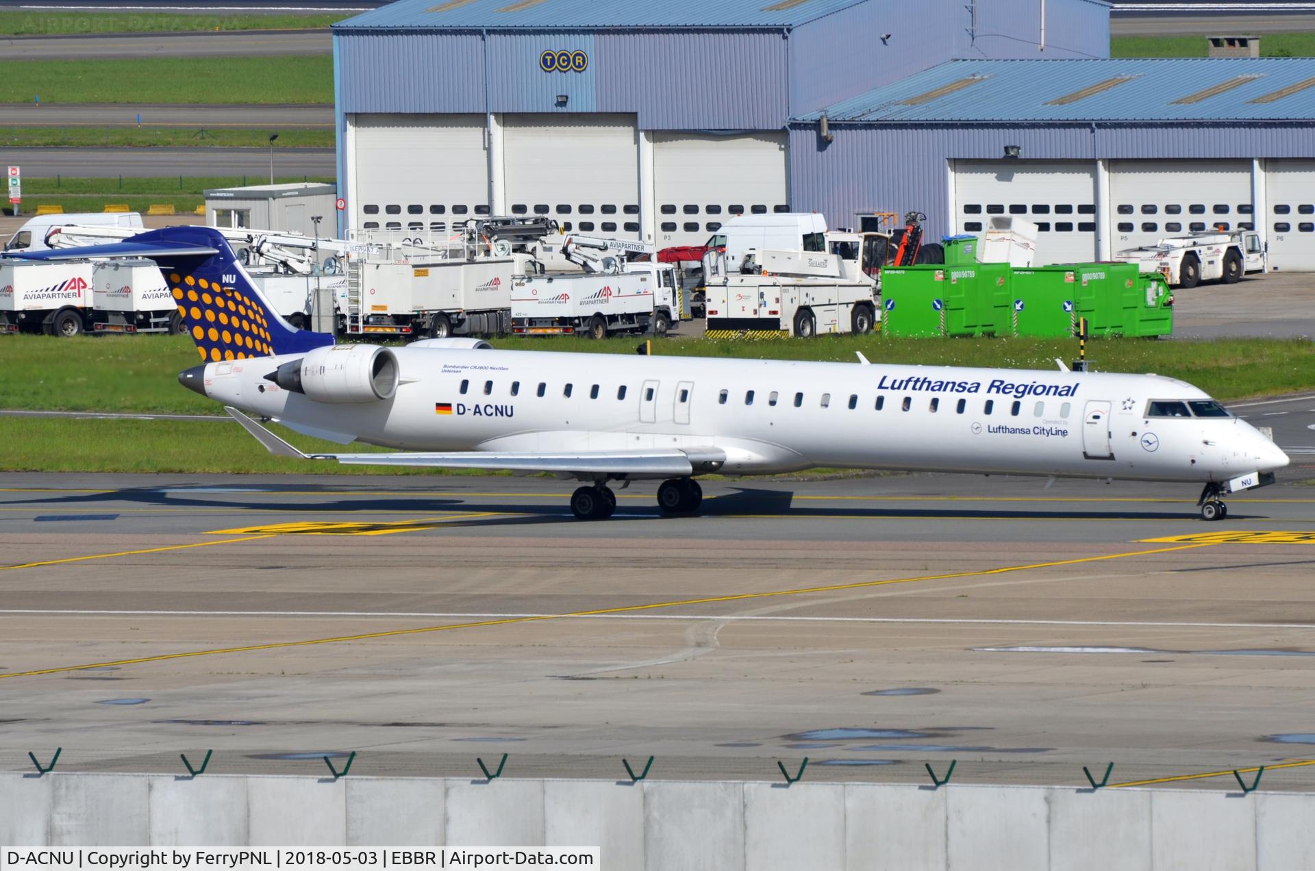 D-ACNU, 2011 Bombardier CRJ-900 NG (CL-600-2D24) C/N 15265, Lufthansa CL900 taxying out