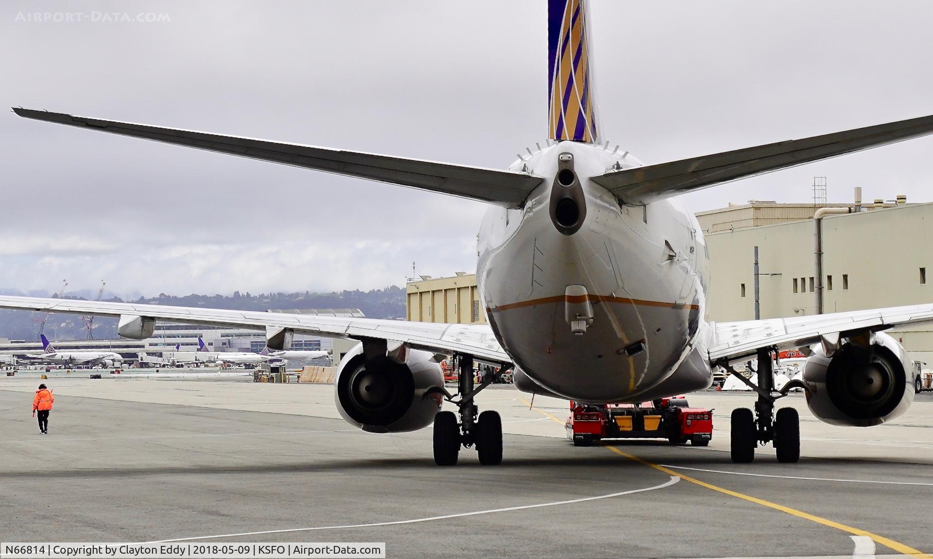 N66814, 2014 Boeing 737-924/ER C/N 42745, SFO 2018.