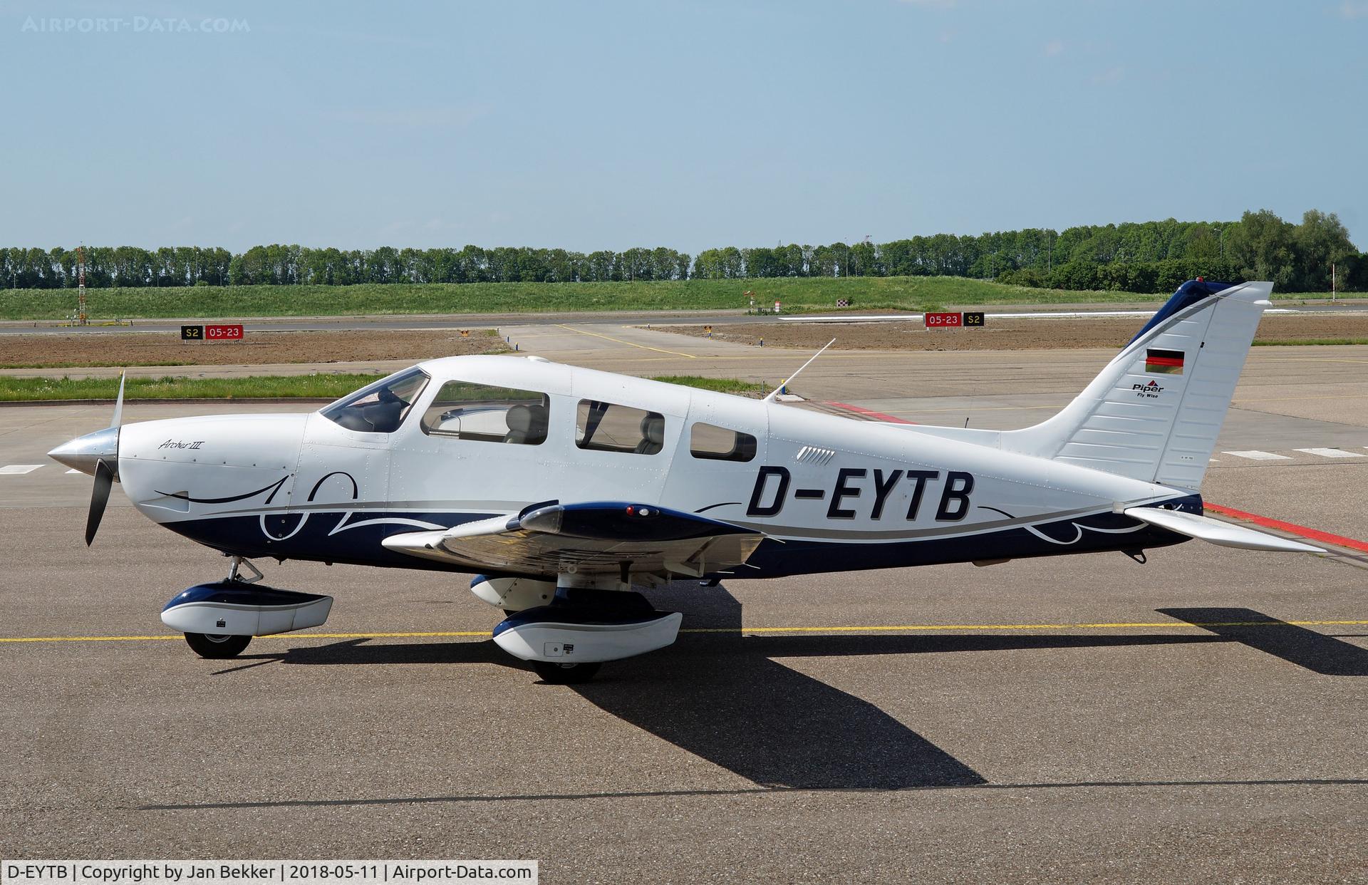 D-EYTB, Piper PA-28-181 Archer III C/N 2843680, Lelystad Airport