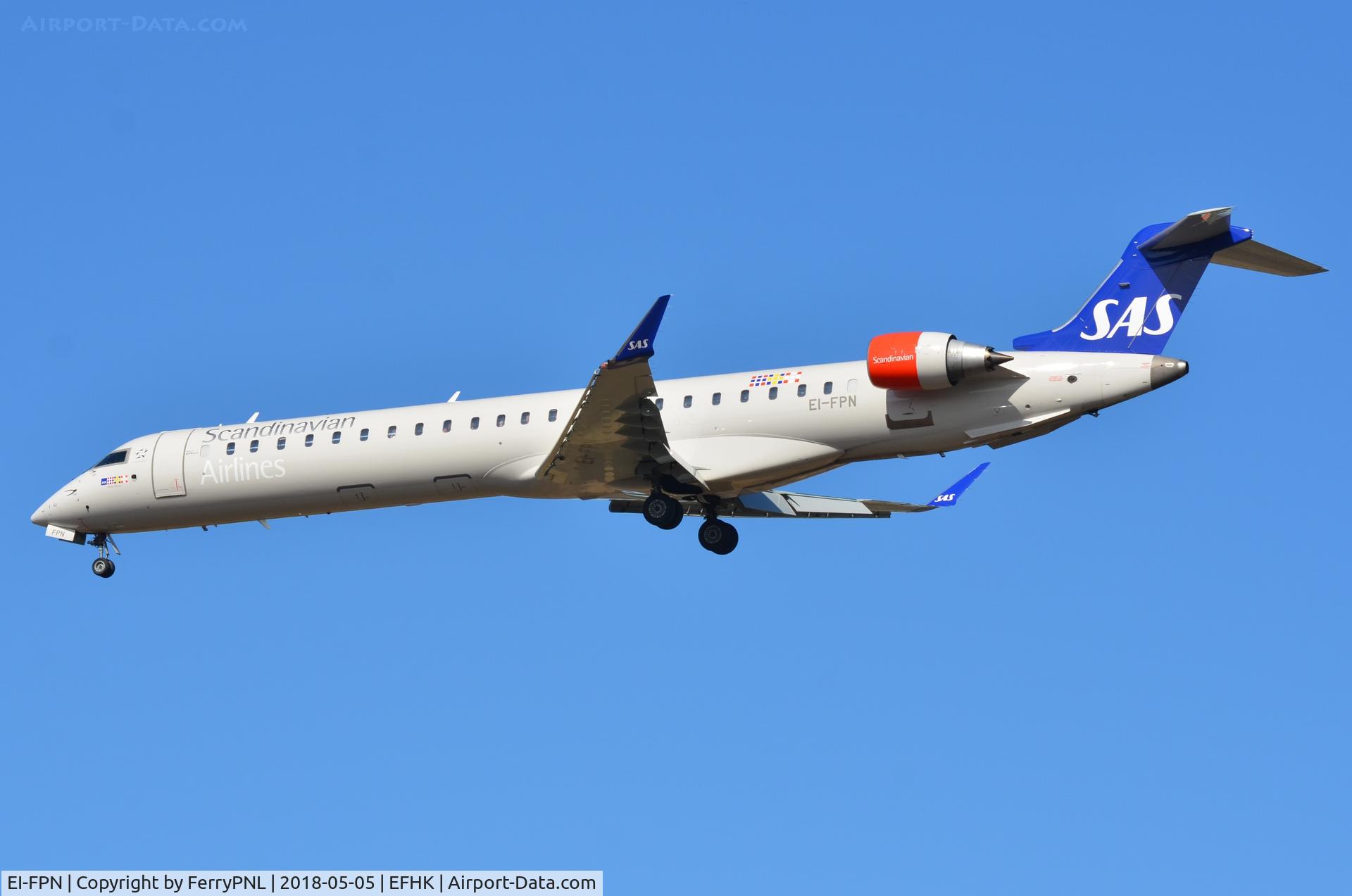 EI-FPN, 2017 Bombardier CRJ-900 (CL-600-2D24) C/N 15433, SAS CL900 on short finals