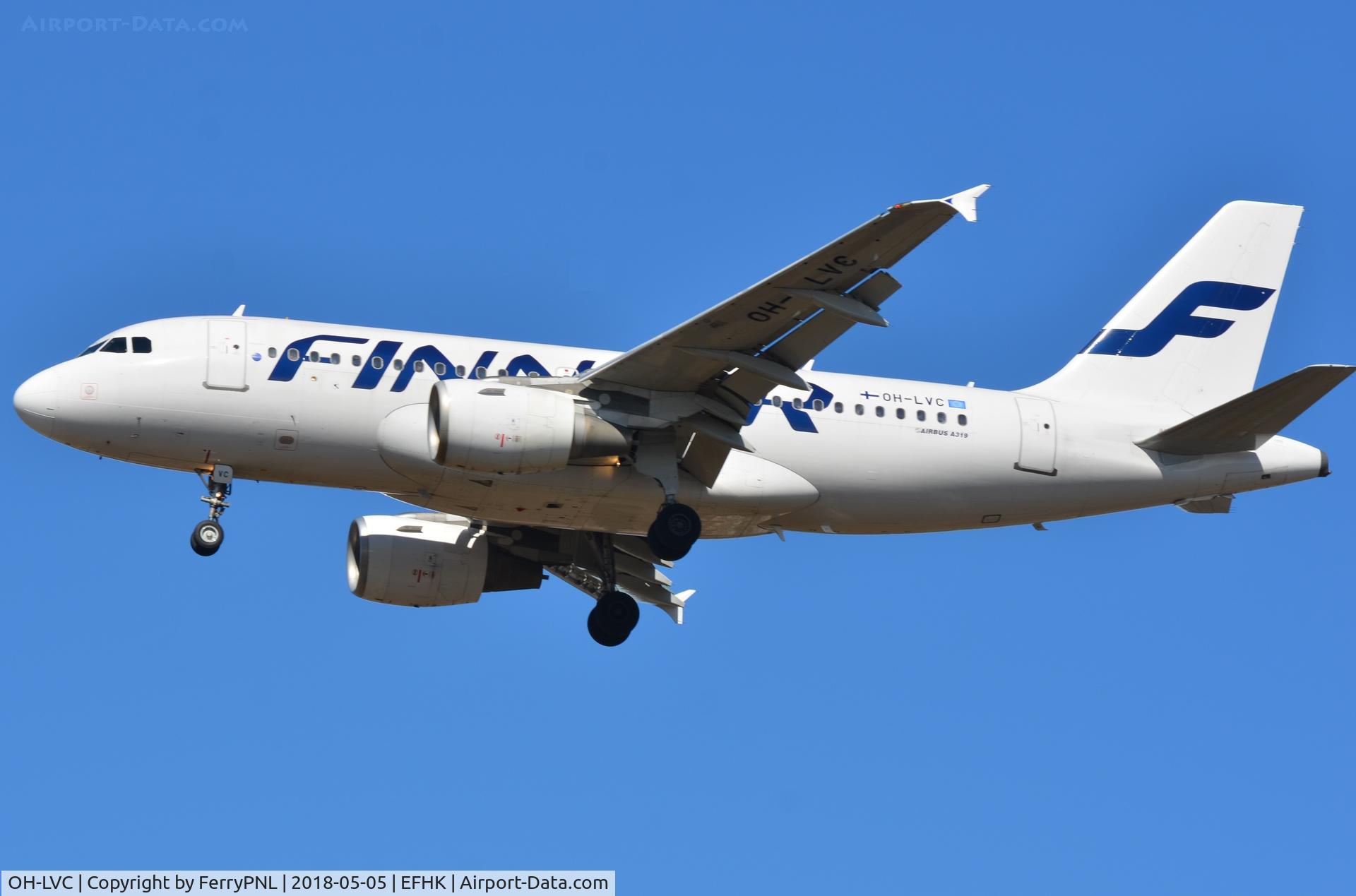 OH-LVC, 2000 Airbus A319-112 C/N 1309, Landing of Finnair A319