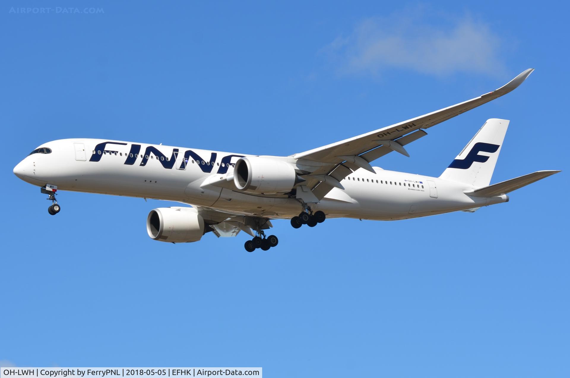 OH-LWH, 2017 Airbus A350-941 C/N 097, Finnair A359 on short finnals to Helsinki.