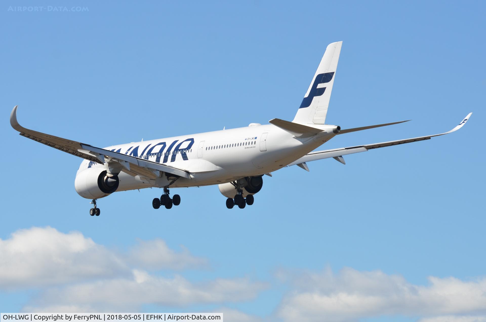 OH-LWG, 2016 Airbus A350-941 C/N 051, Finnair A359 almost over the numbers.