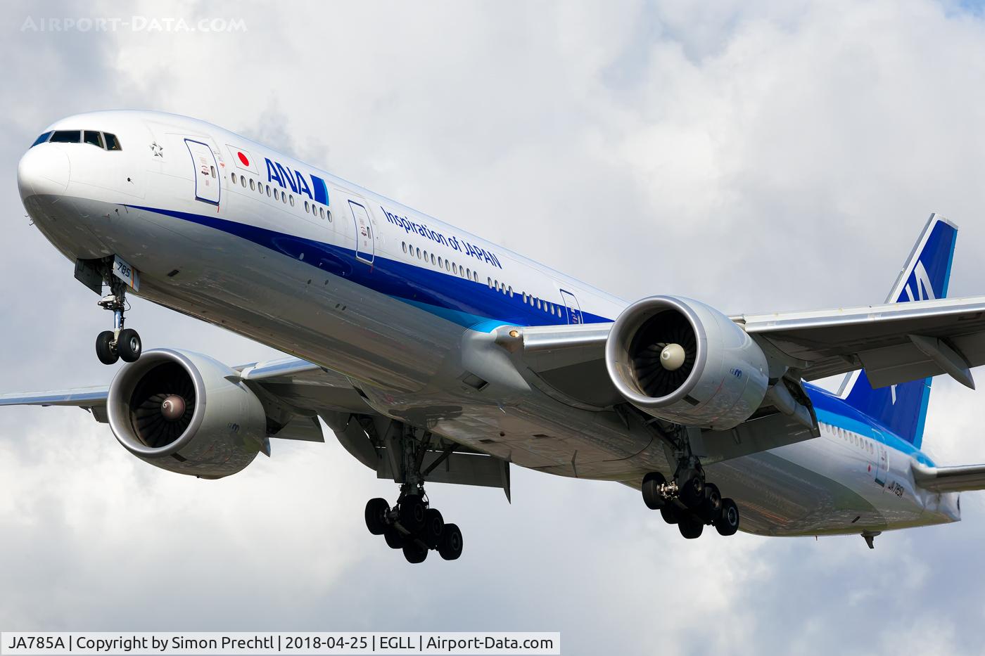 JA785A, 2010 Boeing 777-381/ER C/N 37951, JA785A @ London-Heathrow Intl. Airport