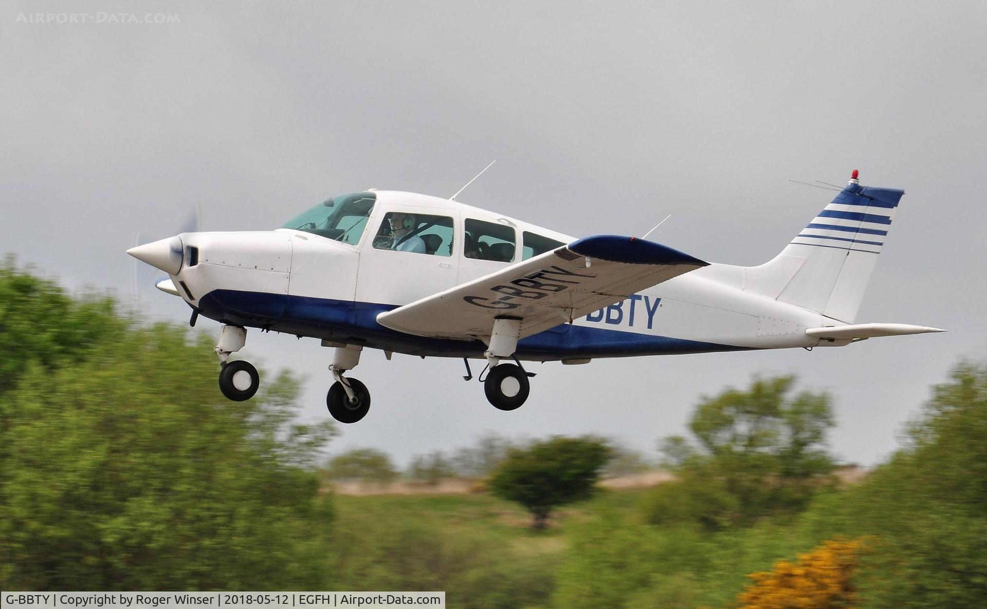 G-BBTY, 1974 Beech C23 Sundowner 180 Sundowner 180 C/N M-1525, Visiting Sundowner.