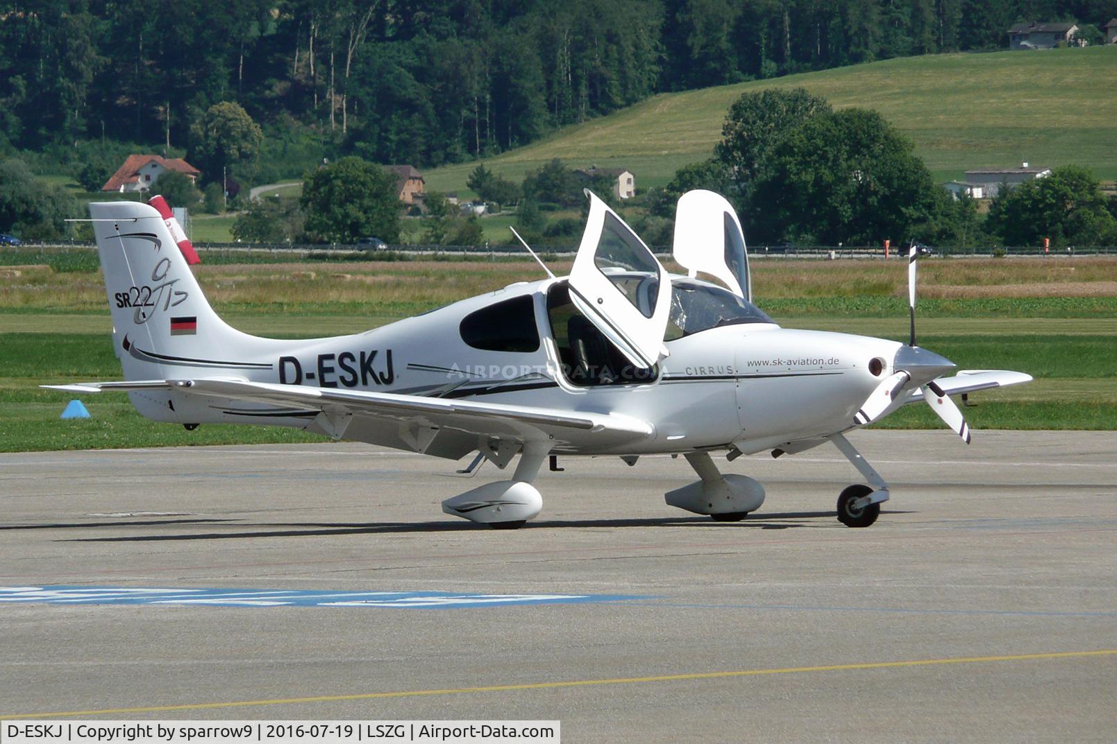 D-ESKJ, 2006 Cirrus SR22 GTS C/N 1890, At Grenchen. Waiting for departure.