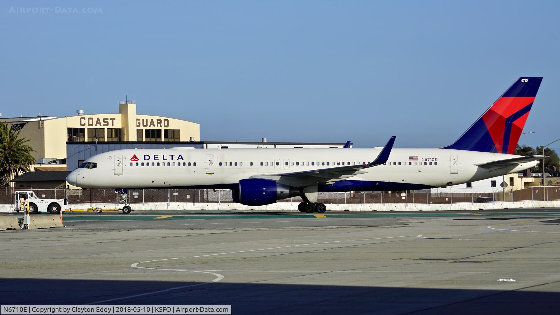 N6710E, 2000 Boeing 757-232 C/N 30482, SFO 2018.