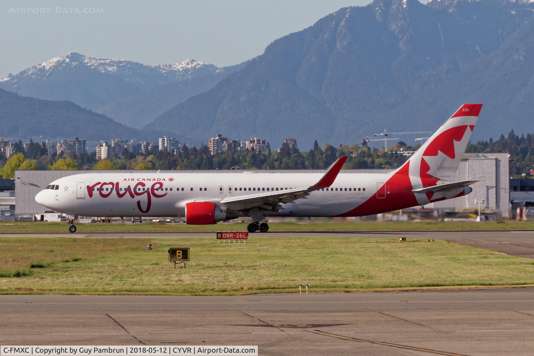 C-FMXC, 1996 Boeing 767-333/ER C/N 25588, Departing