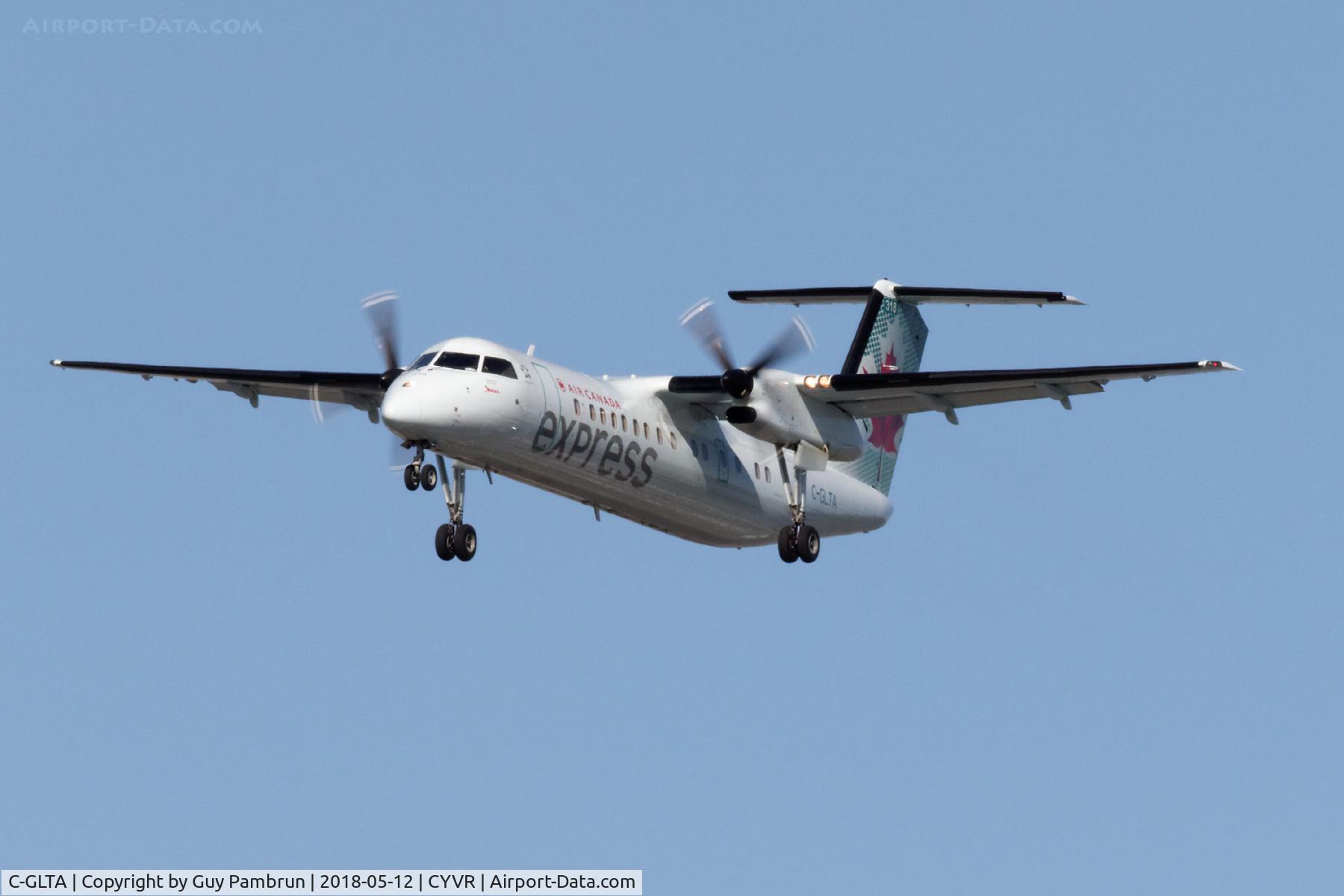 C-GLTA, 1989 De Havilland Canada DHC-8-301 Dash 8 C/N 154, Landing