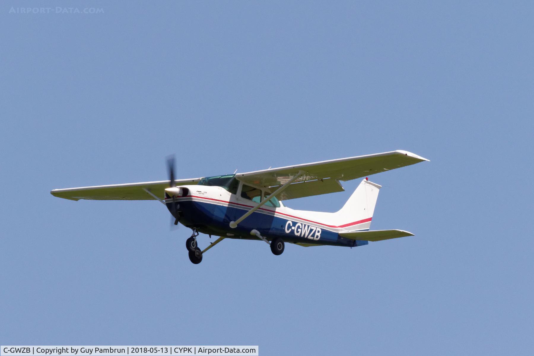C-GWZB, 1973 Cessna 172M C/N 17261015, Landing