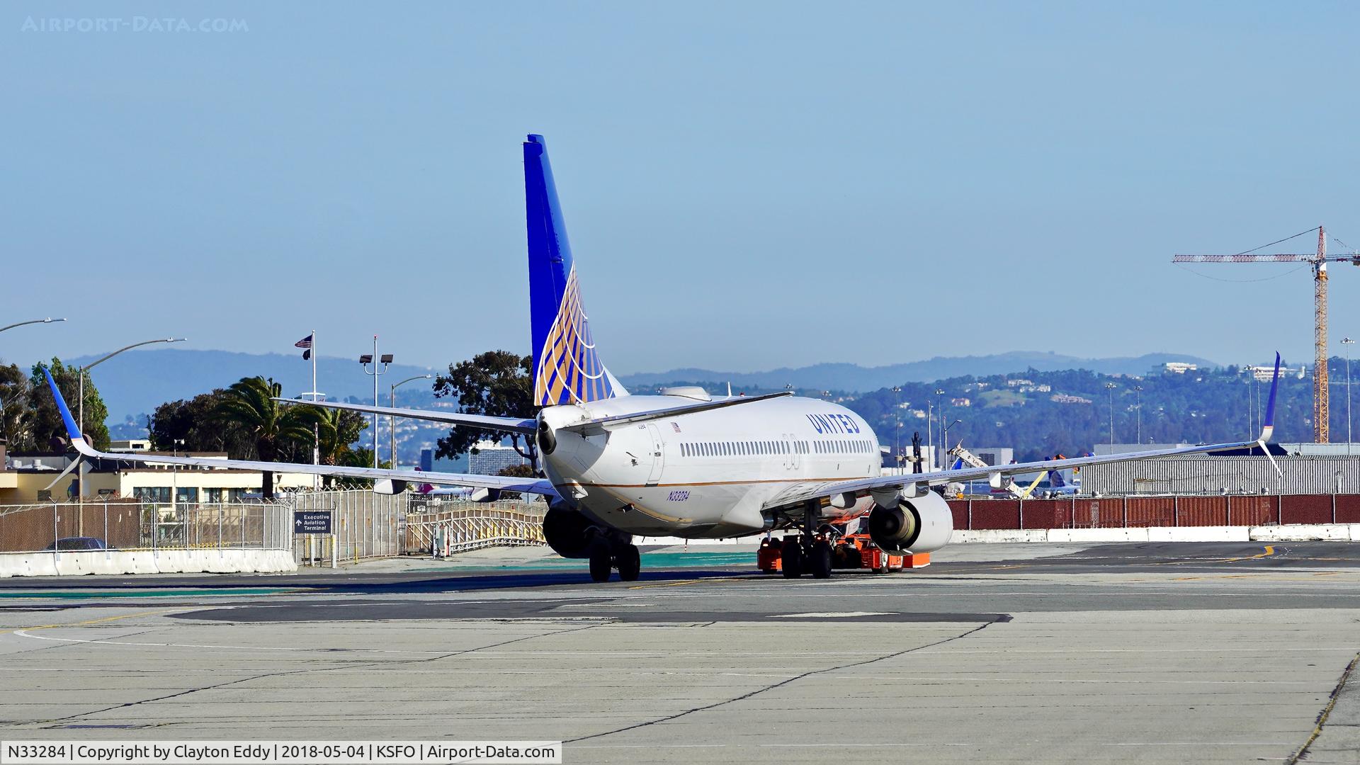 N33284, 2004 Boeing 737-824 C/N 31635, SFO 2018.