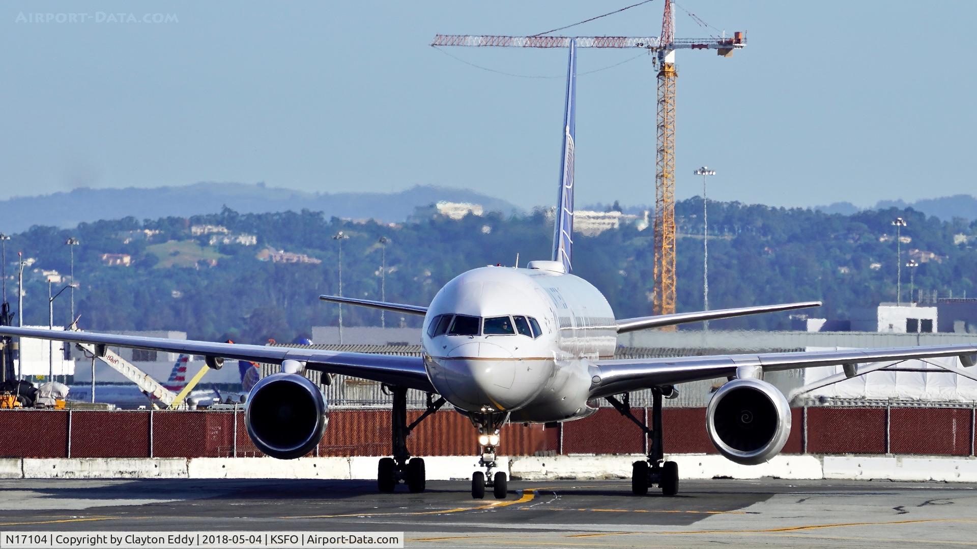 N17104, 1994 Boeing 757-224 C/N 27294, SFO 2018.