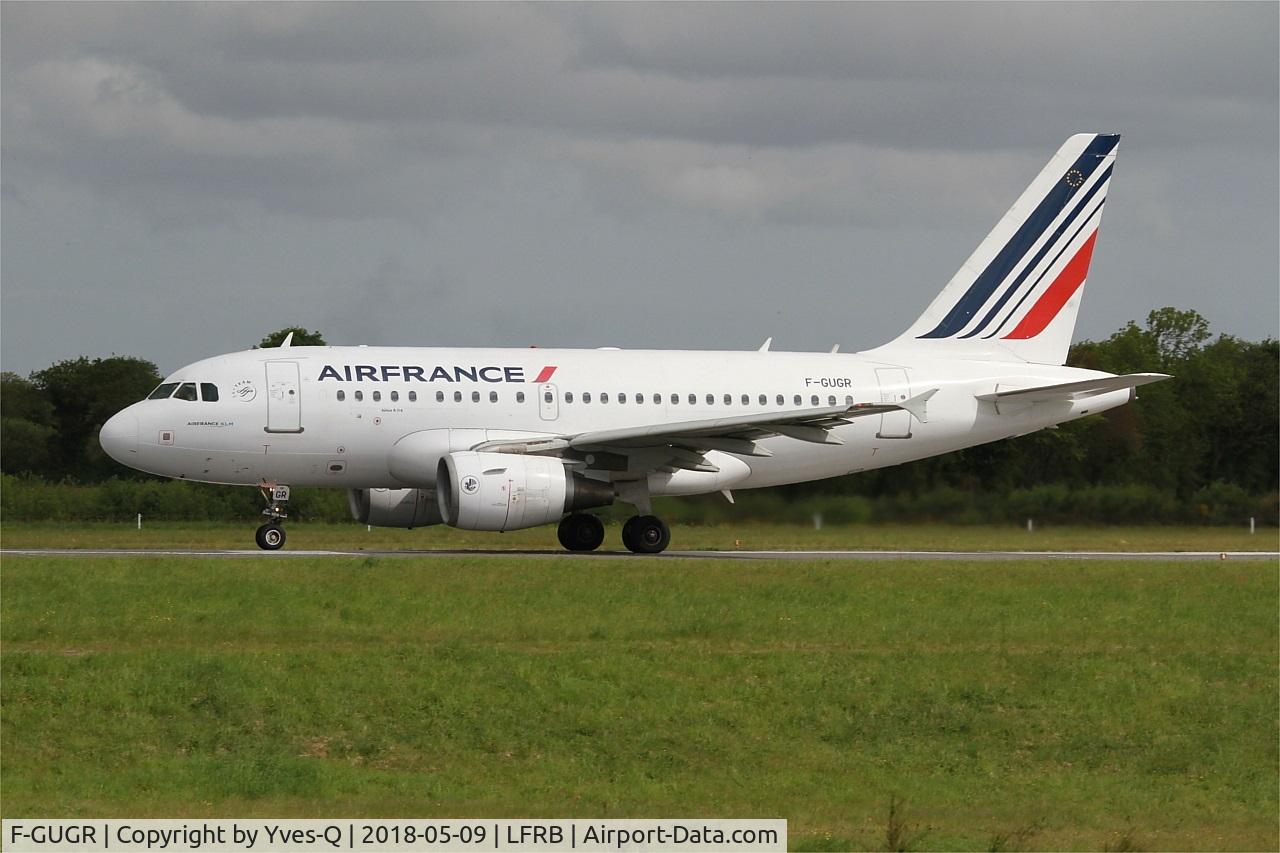 F-GUGR, 2007 Airbus A318-111 C/N 3009, Airbus A318-111, Take off run rwy 25L, Brest-Bretagne airport (LFRB-BES)
