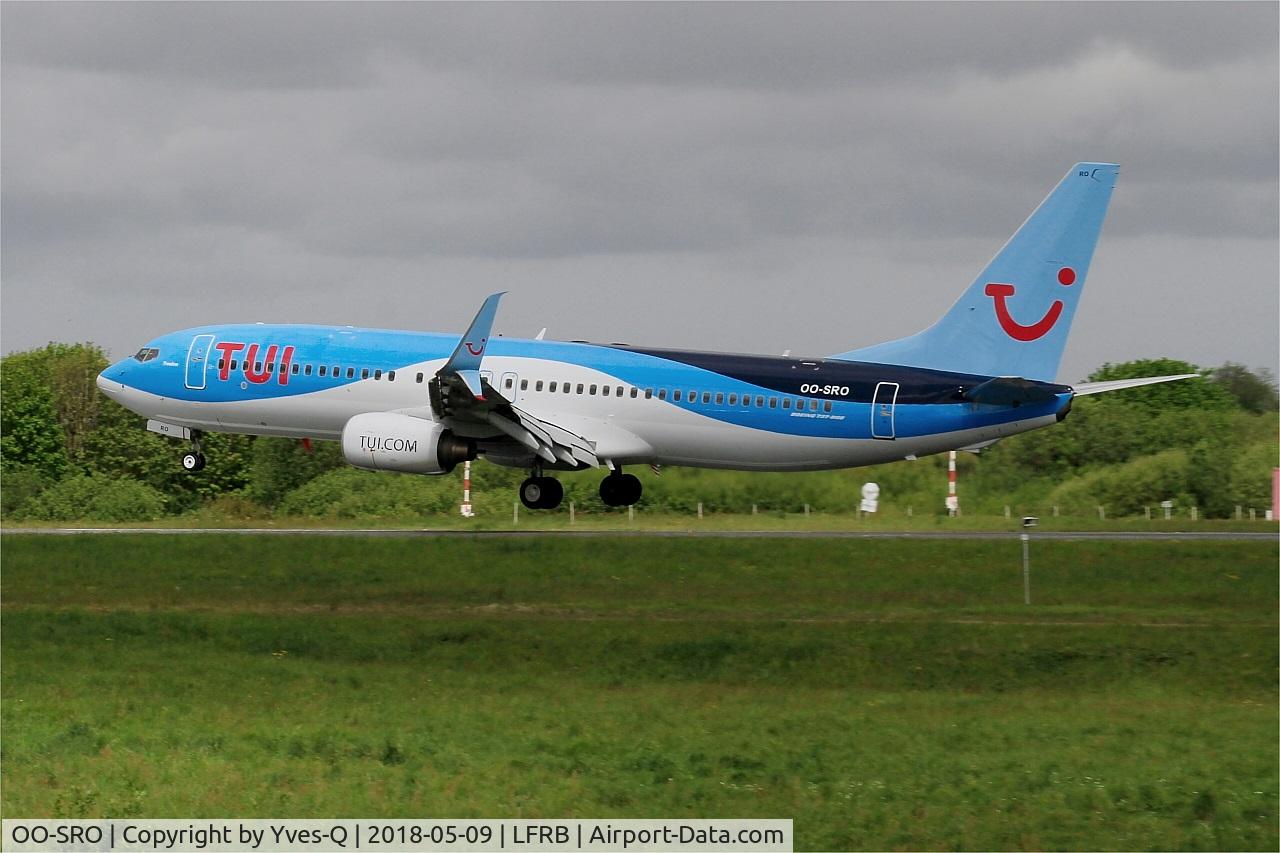 OO-SRO, 2006 Boeing 737-86N C/N 32669, Boeing 737-86N, Landing rwy 25L, Brest-Bretagne airport (LFRB-BES)