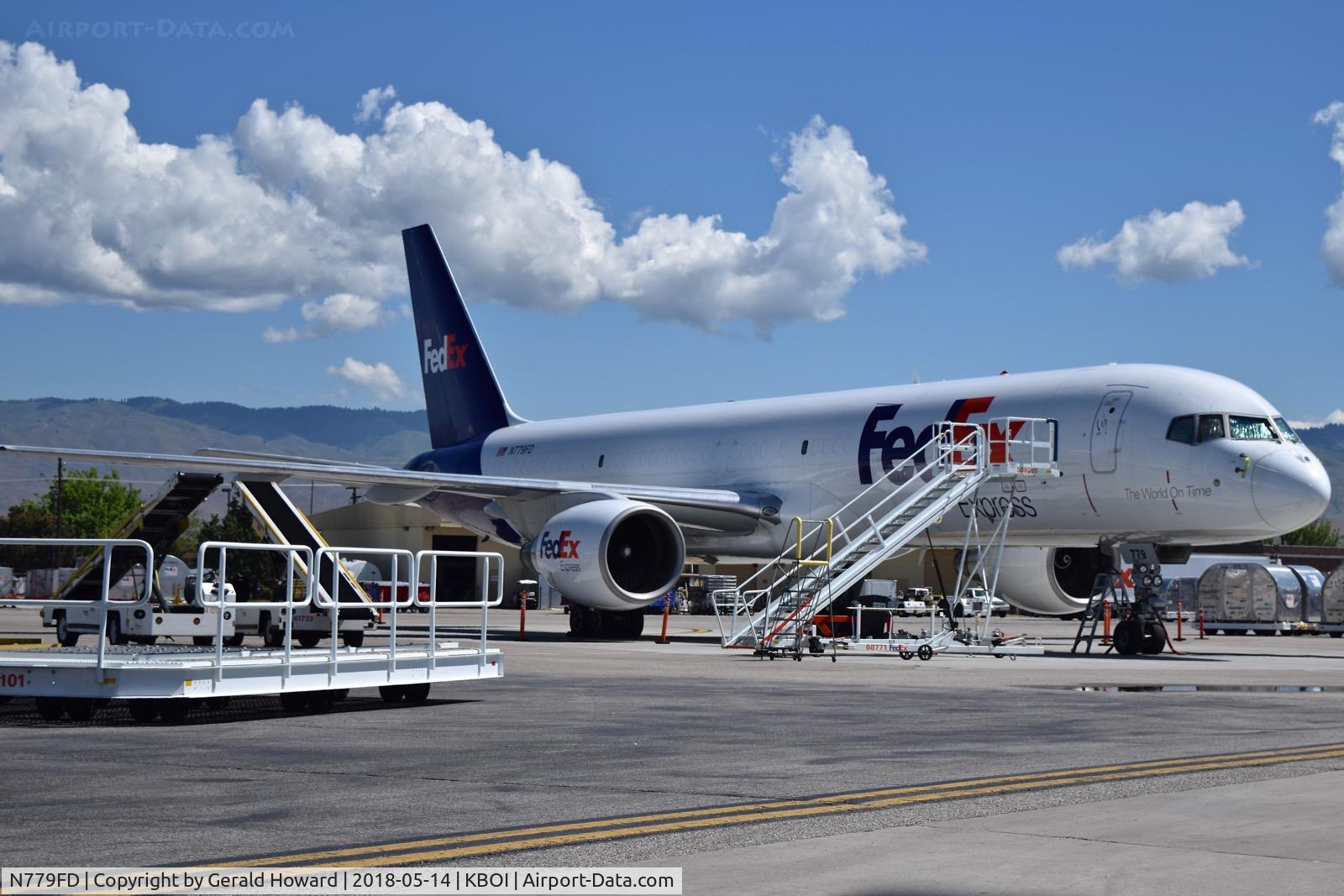 N779FD, 1991 Boeing 757-222 C/N 25252, Parked on the Fed Ex ramp.