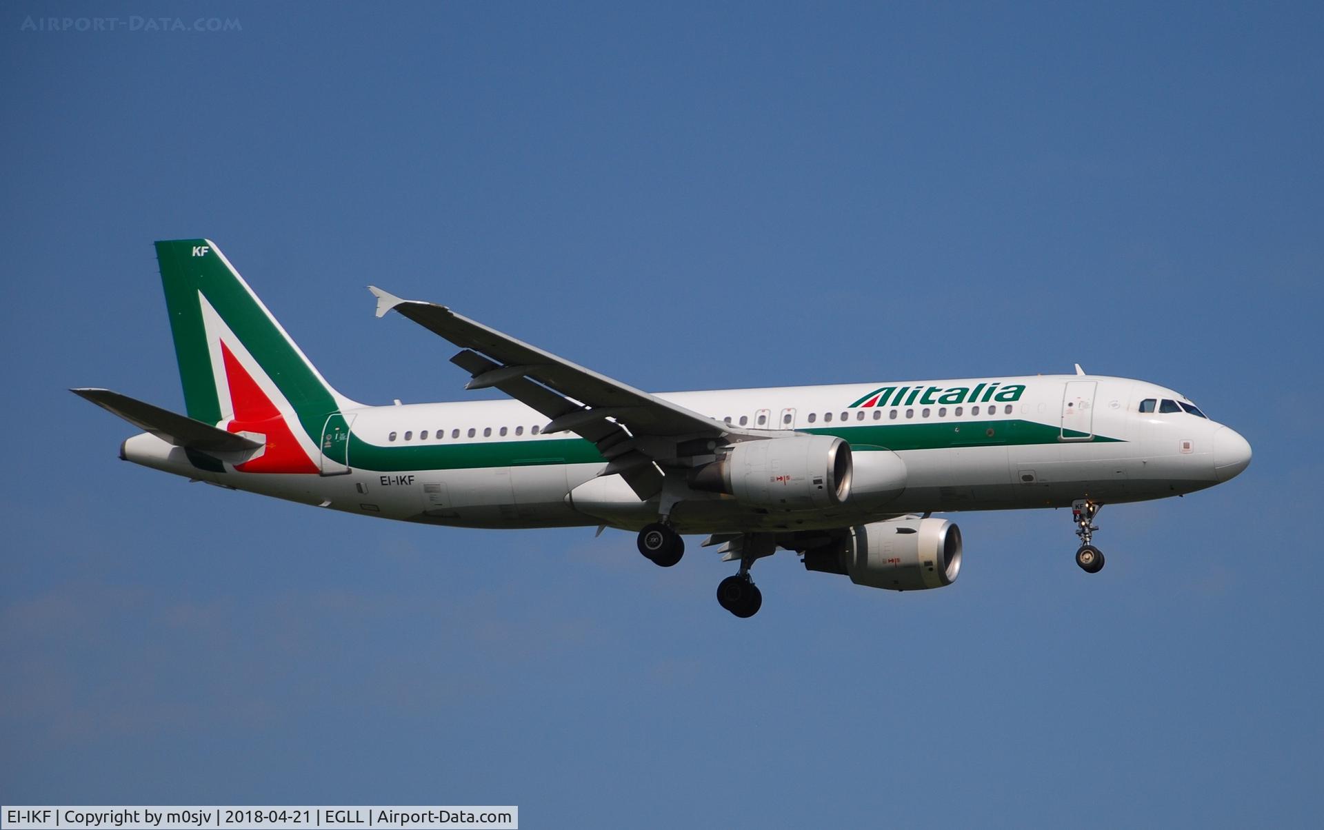 EI-IKF, 2001 Airbus A320-214 C/N 1473, Taken from the Threshold of 29L